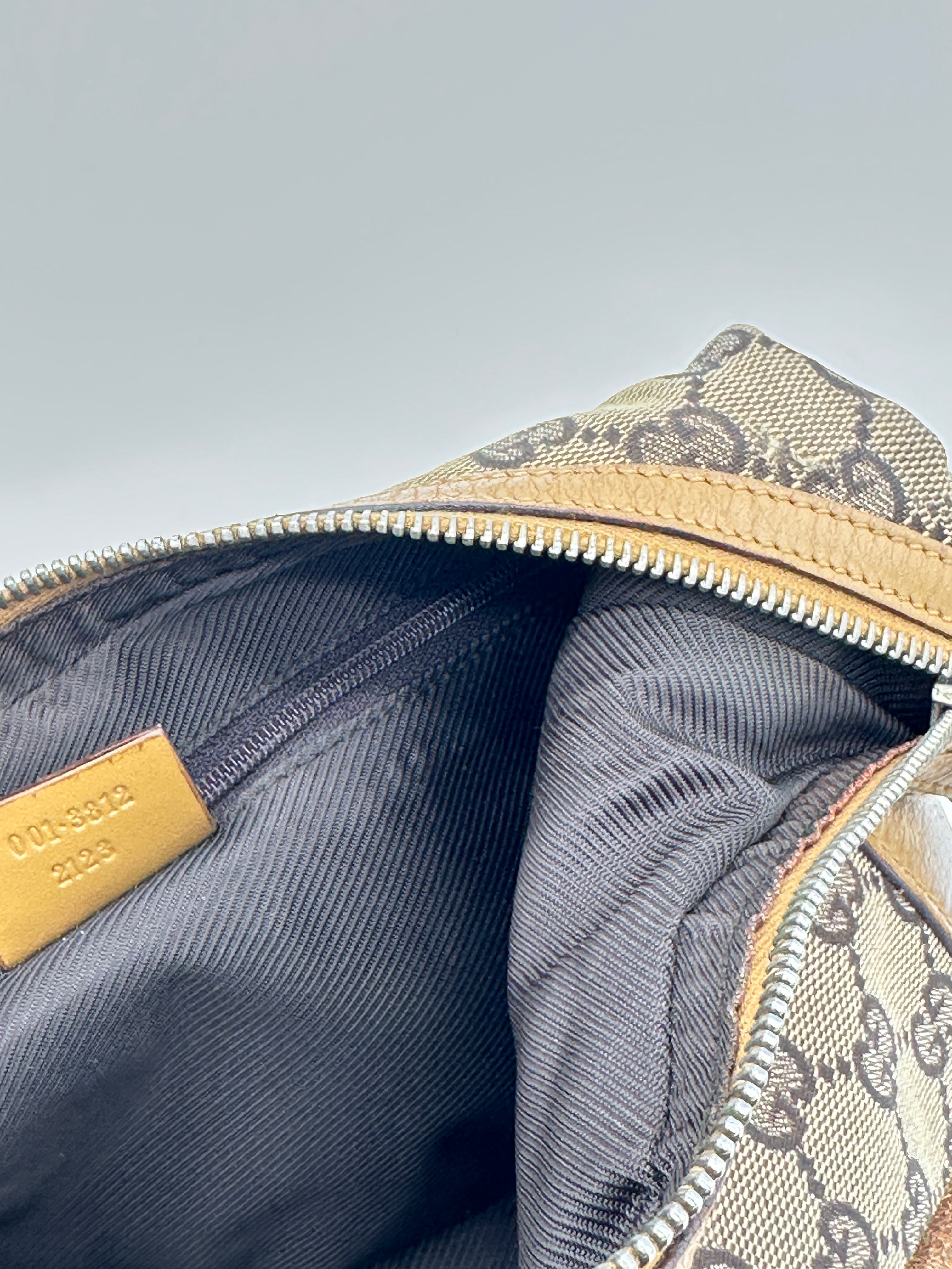 Gucci Clasp Hobo