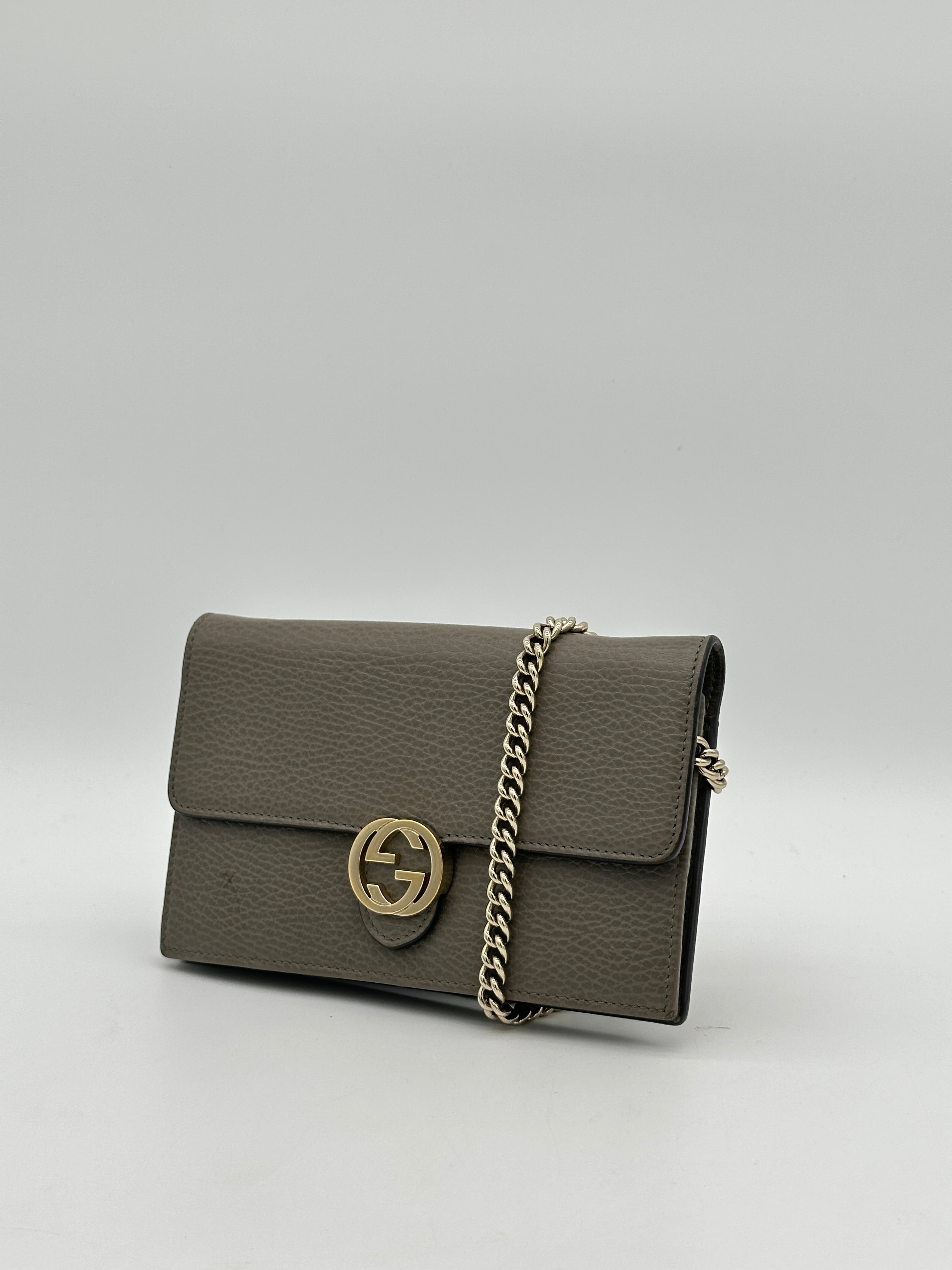 Gucci Interlocking Wallet on Chain