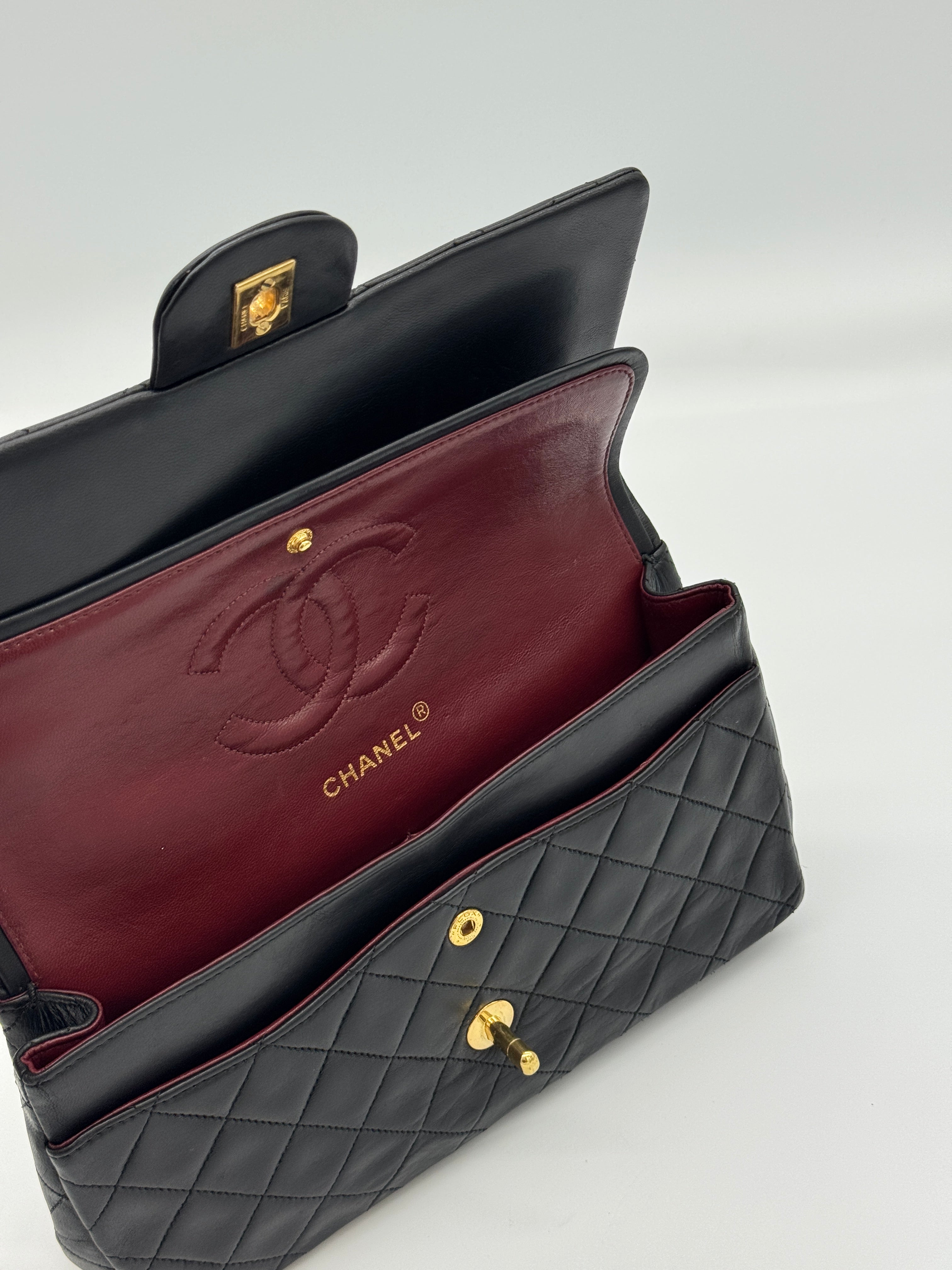 Chanel Classic Medium