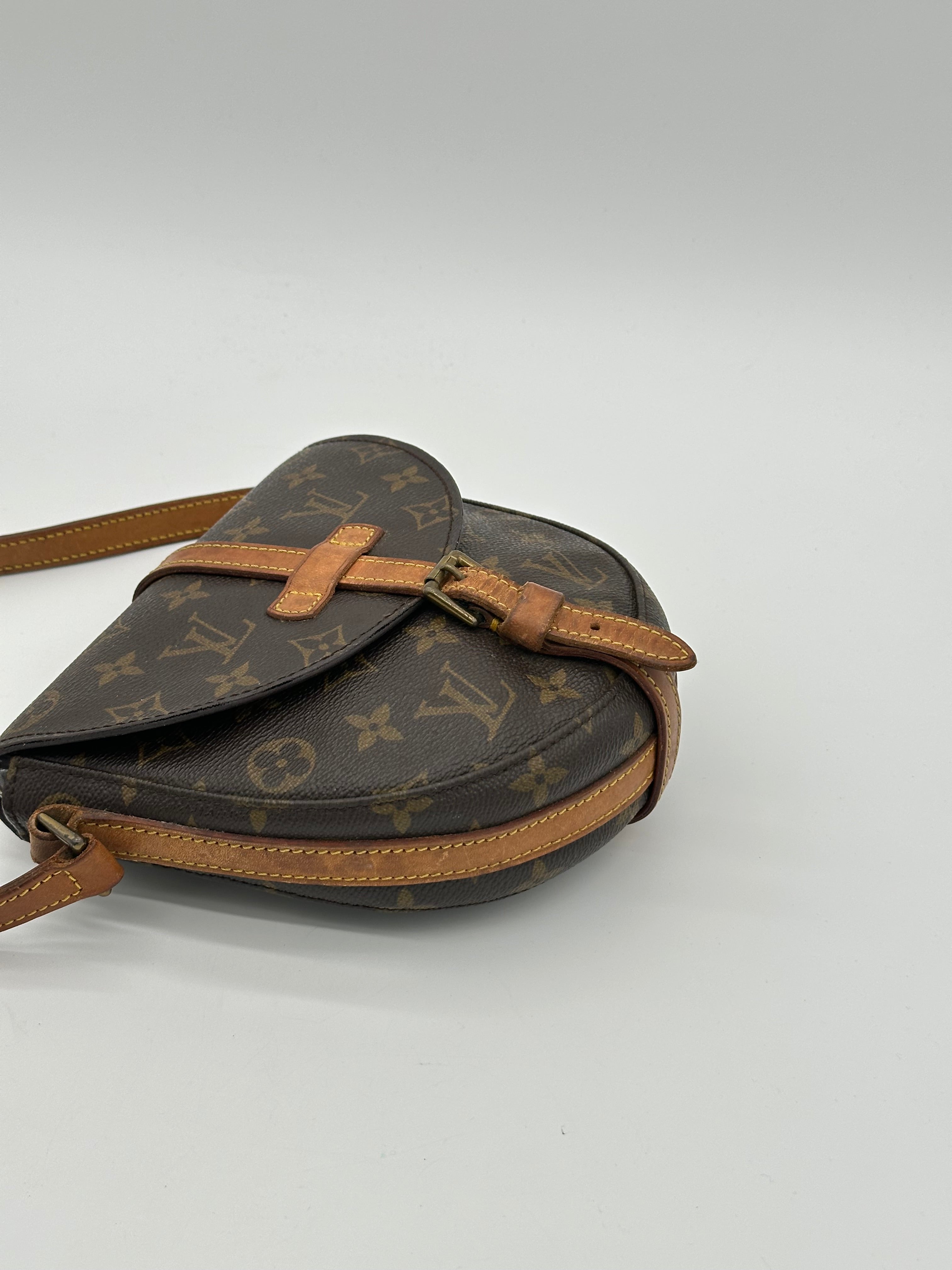 Louis Vuitton Chantilly PM