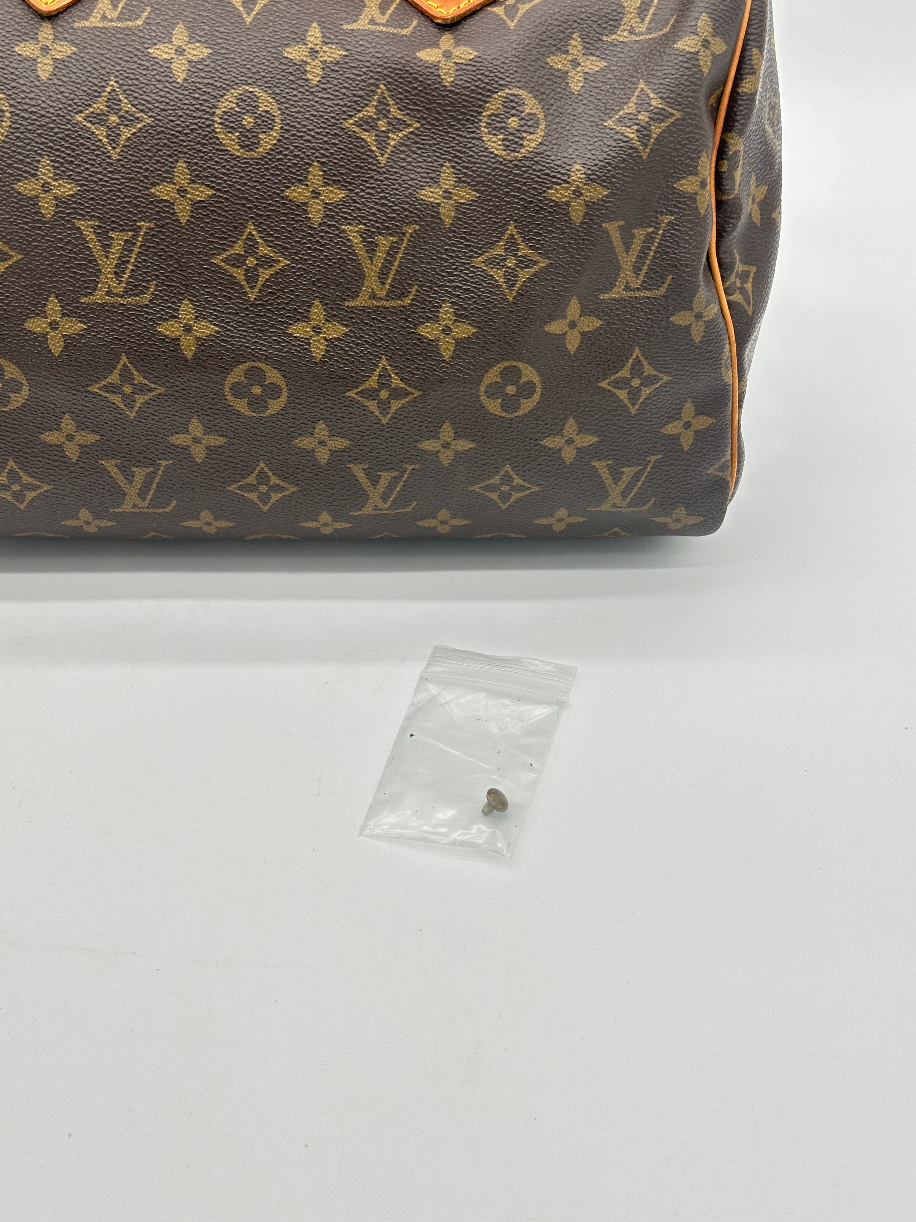 Louis Vuitton Speedy 30