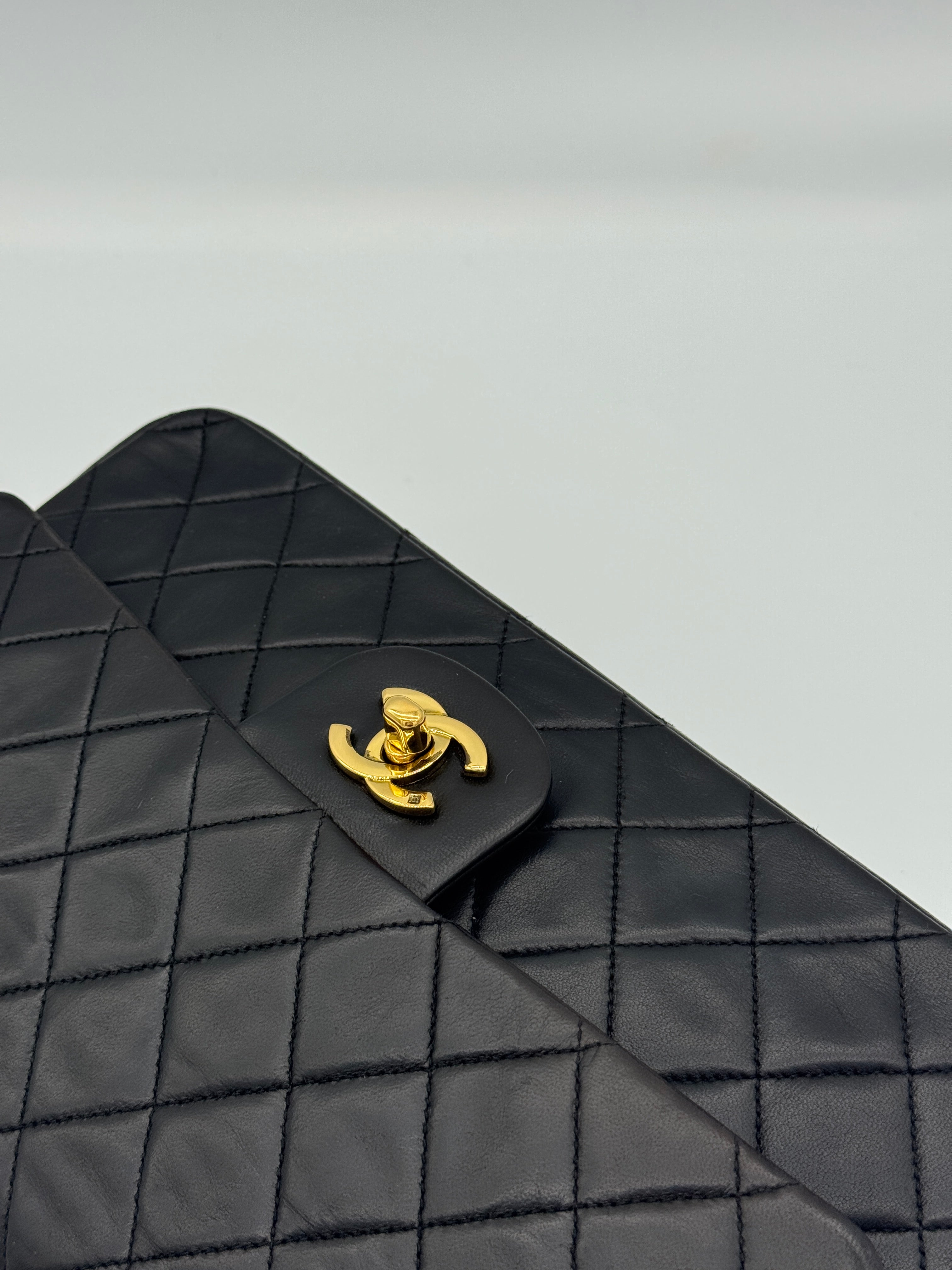 Chanel Classic Medium