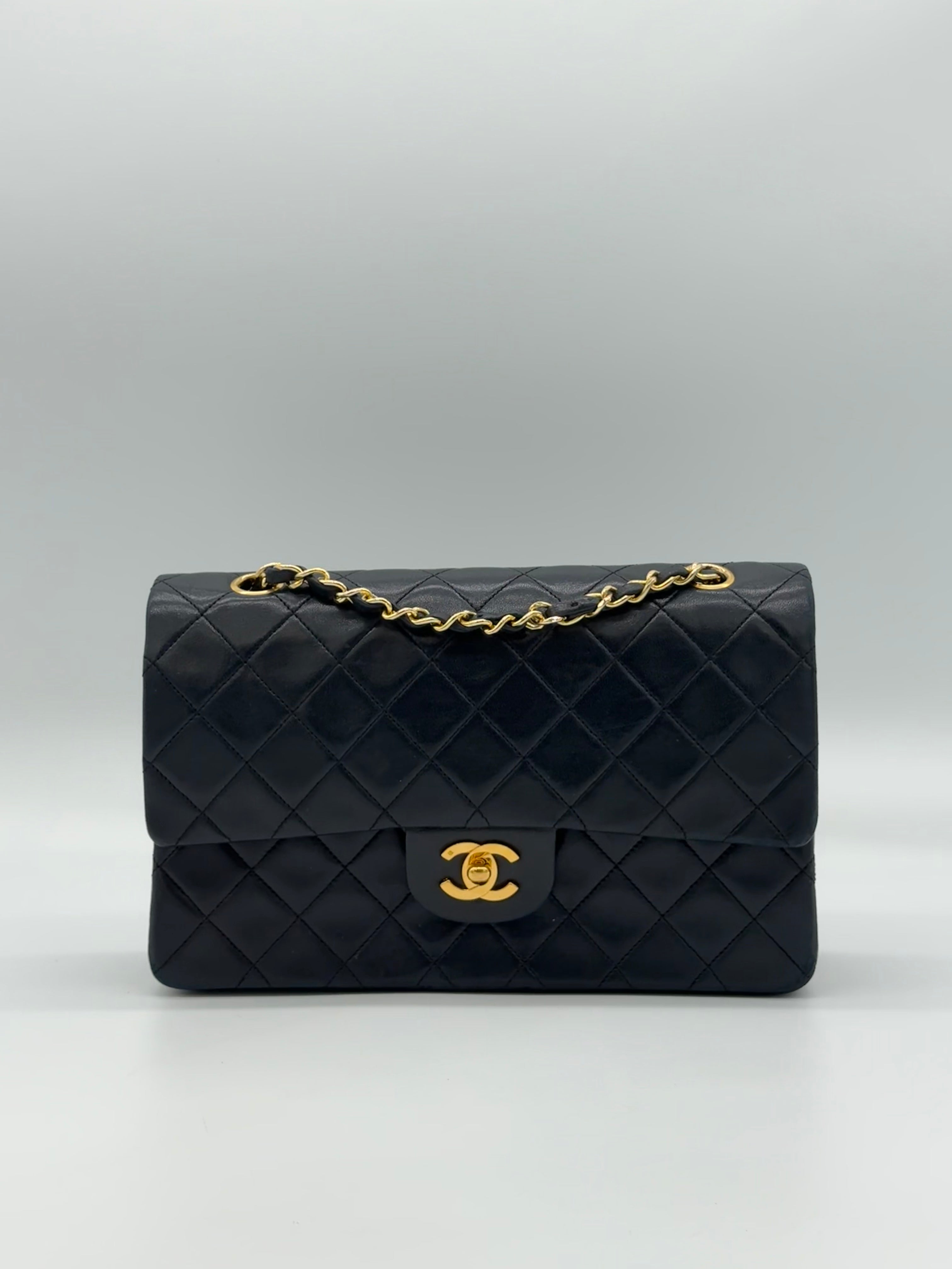 Chanel Classic Medium