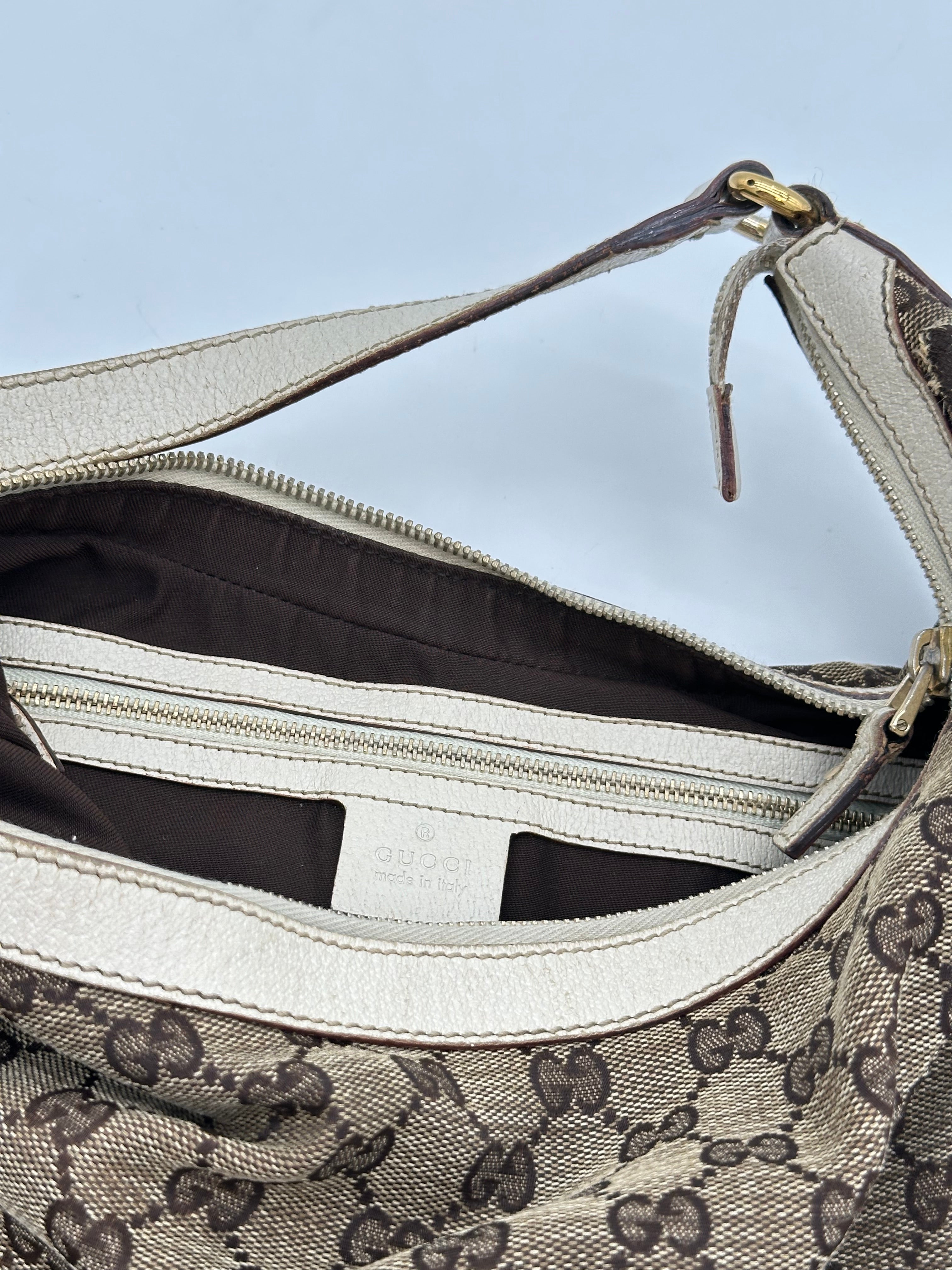 Gucci Charmy Hobo