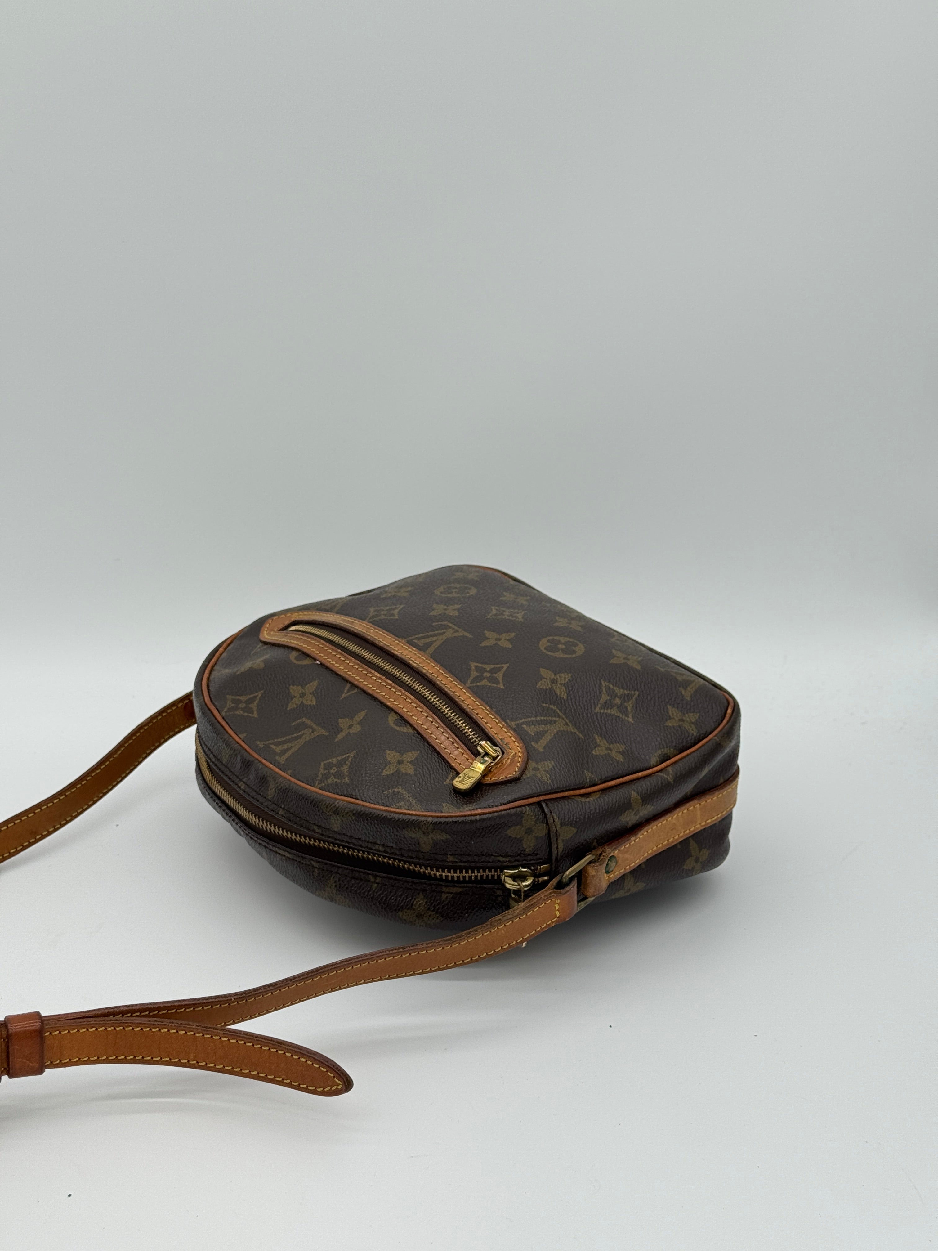 Louis Vuitton Senlis