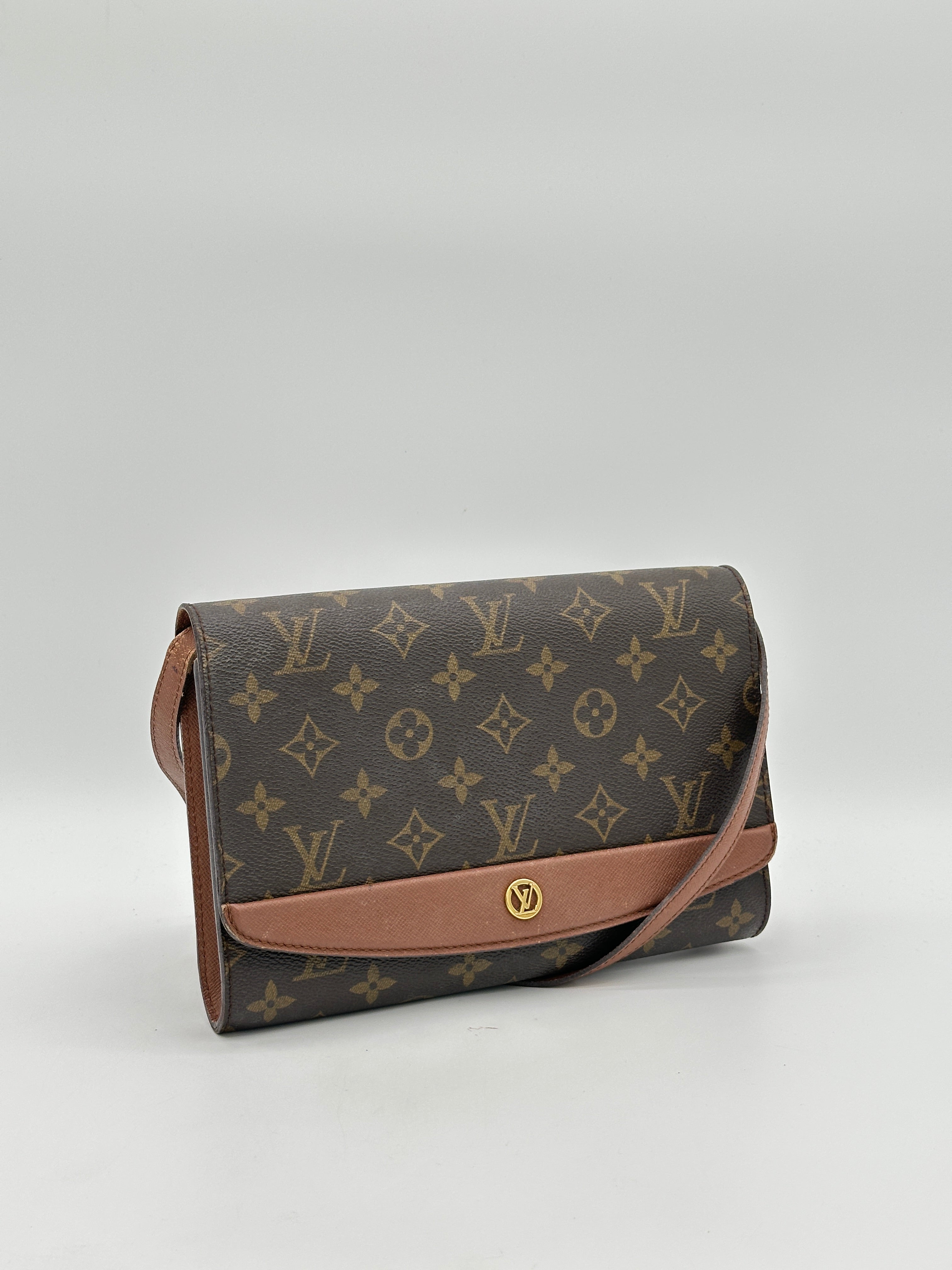Louis Vuitton Bordeaux 24
