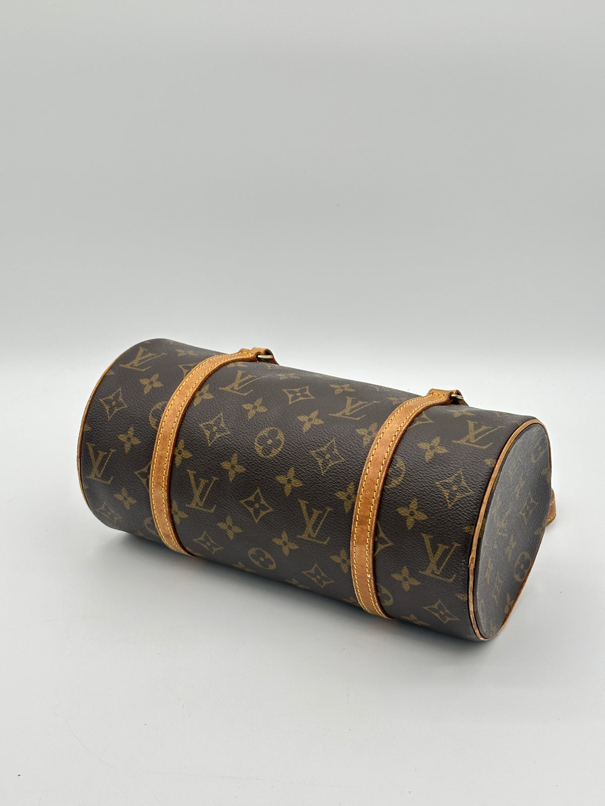 Louis Vuitton Papillon 26
