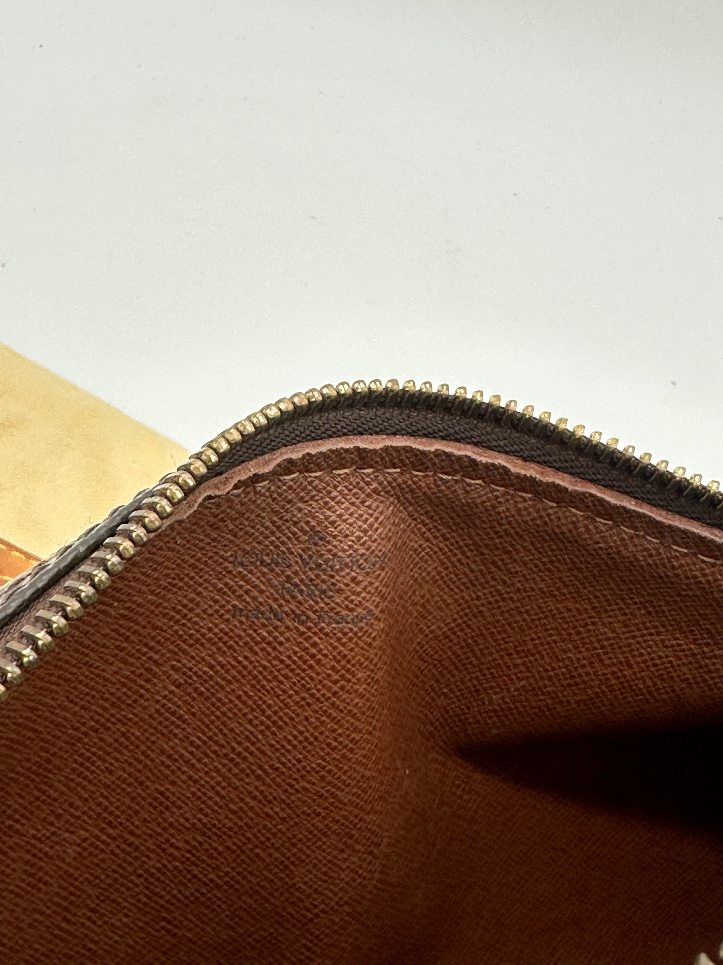 Louis Vuitton Papillon 26