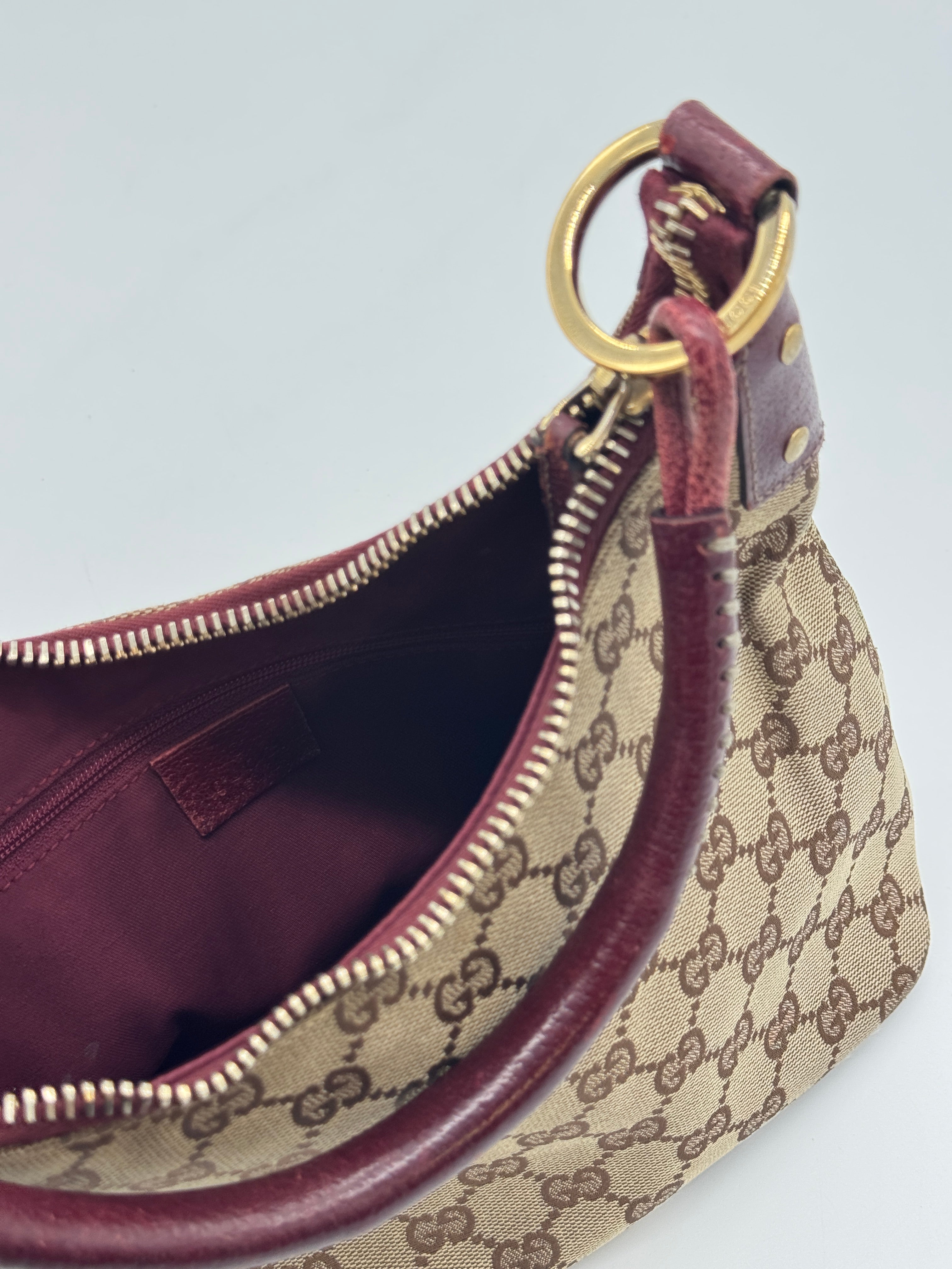 Gucci Lock Canvas