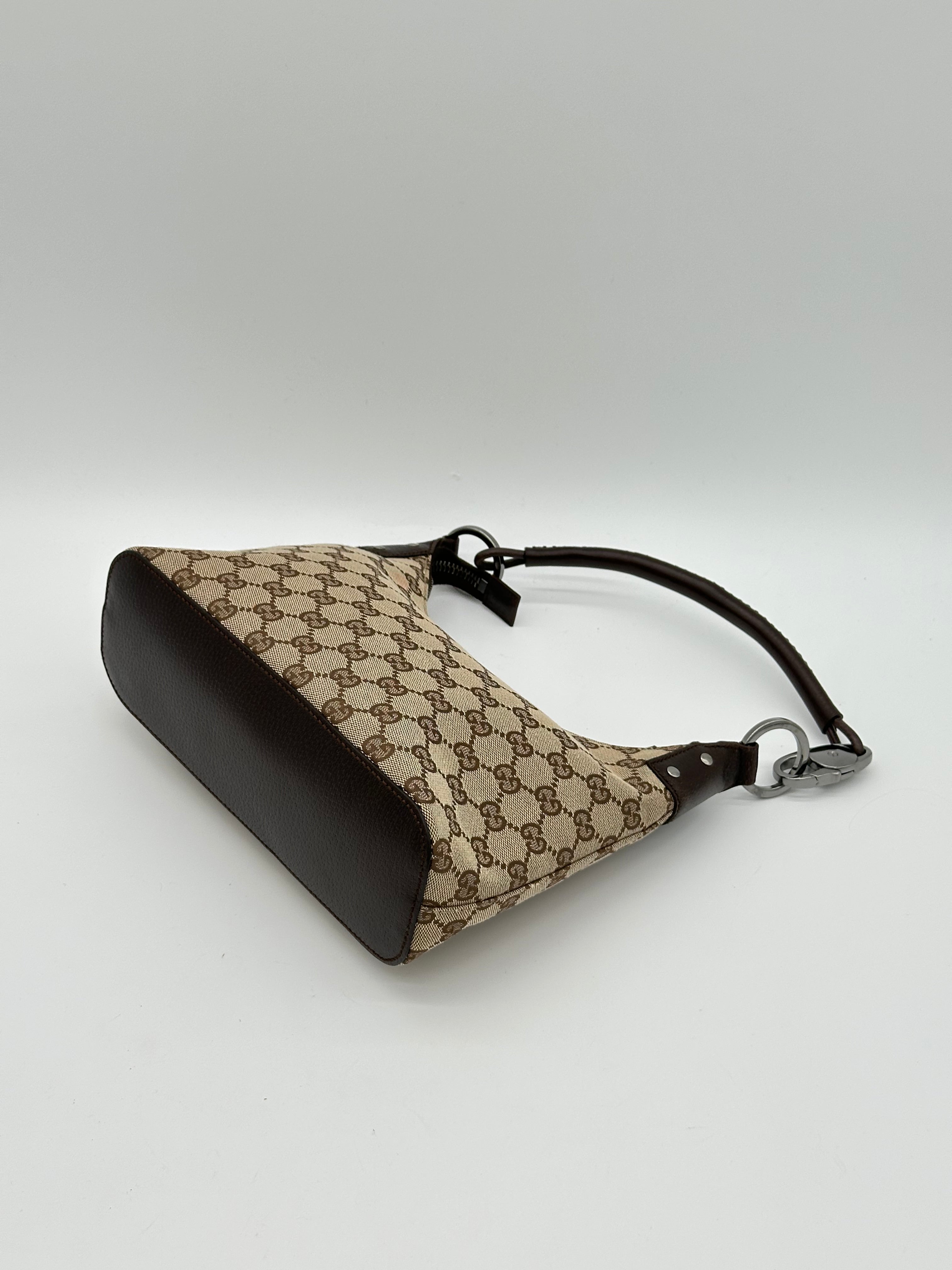 Gucci Lock Canvas