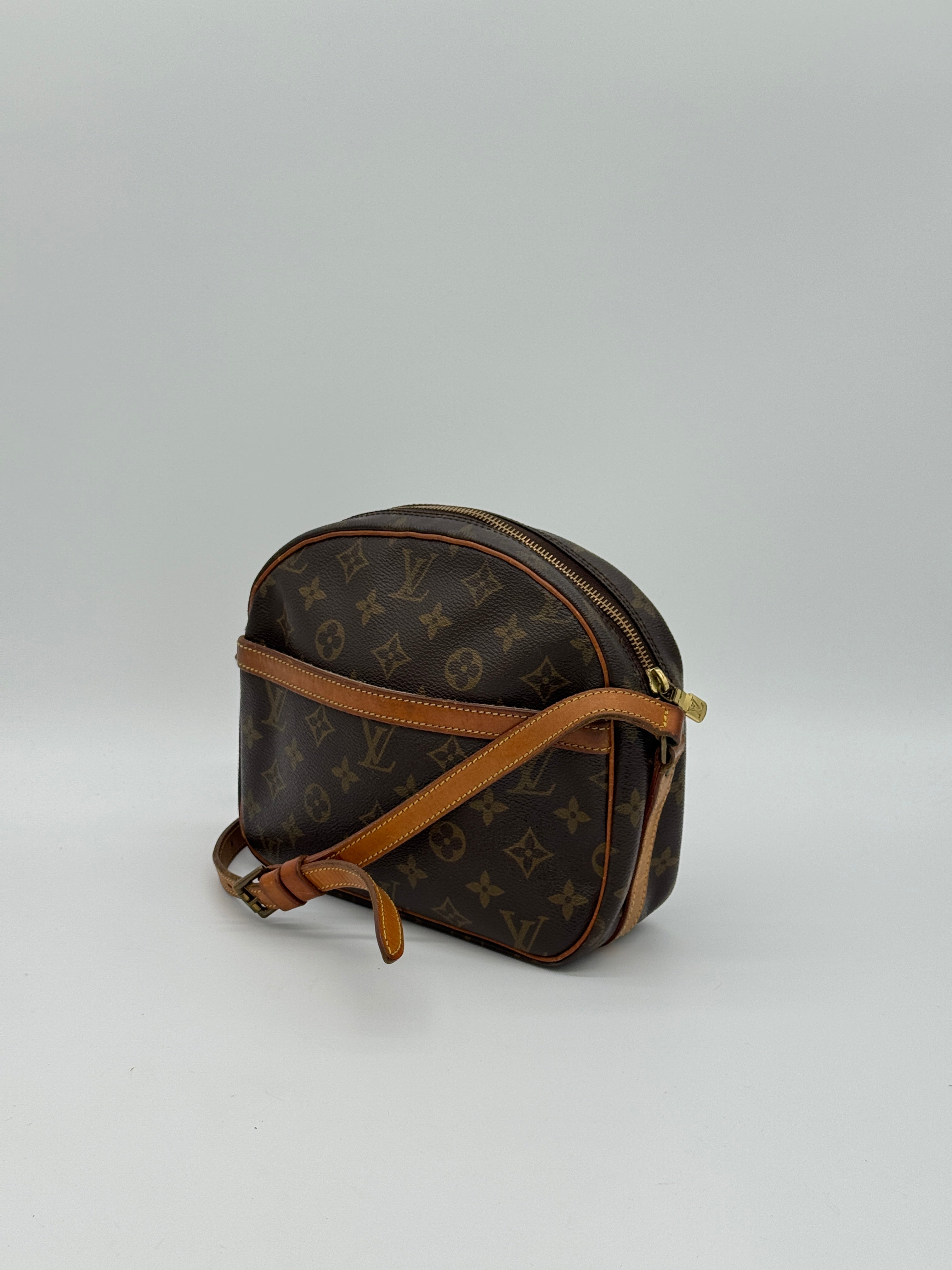 Louis Vuitton Senlis