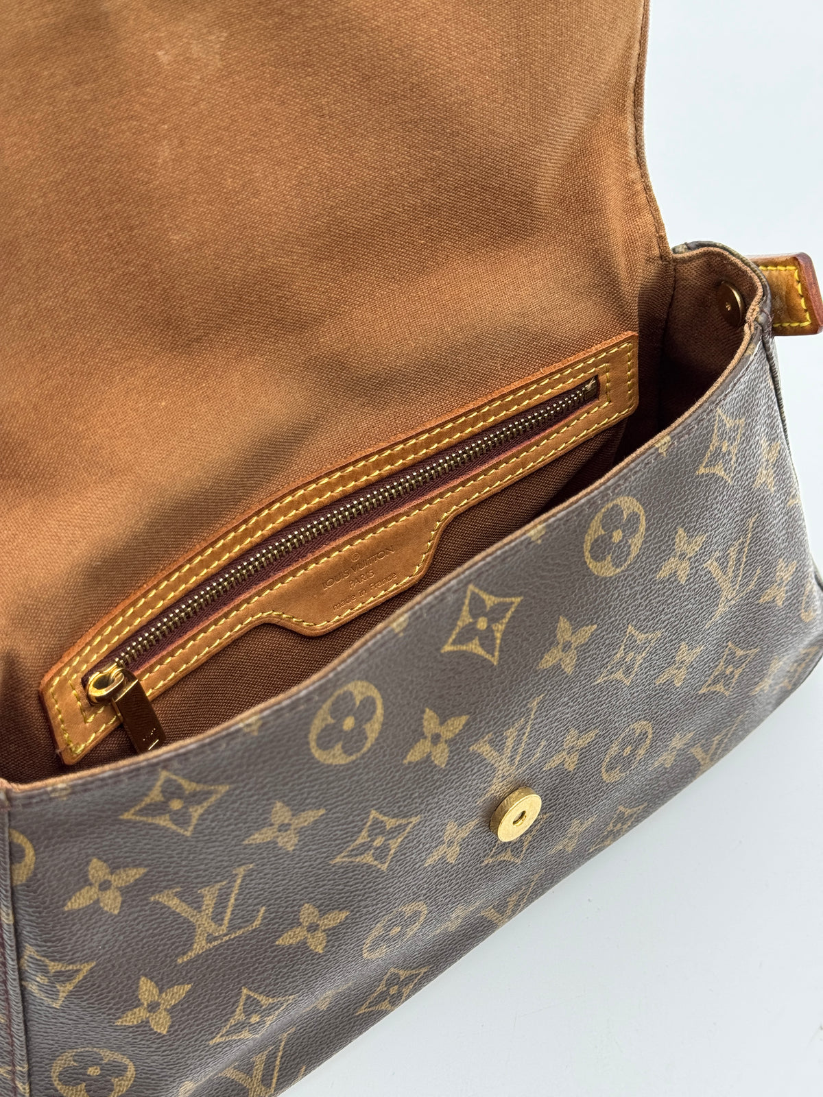 Louis Vuitton Mini Looping