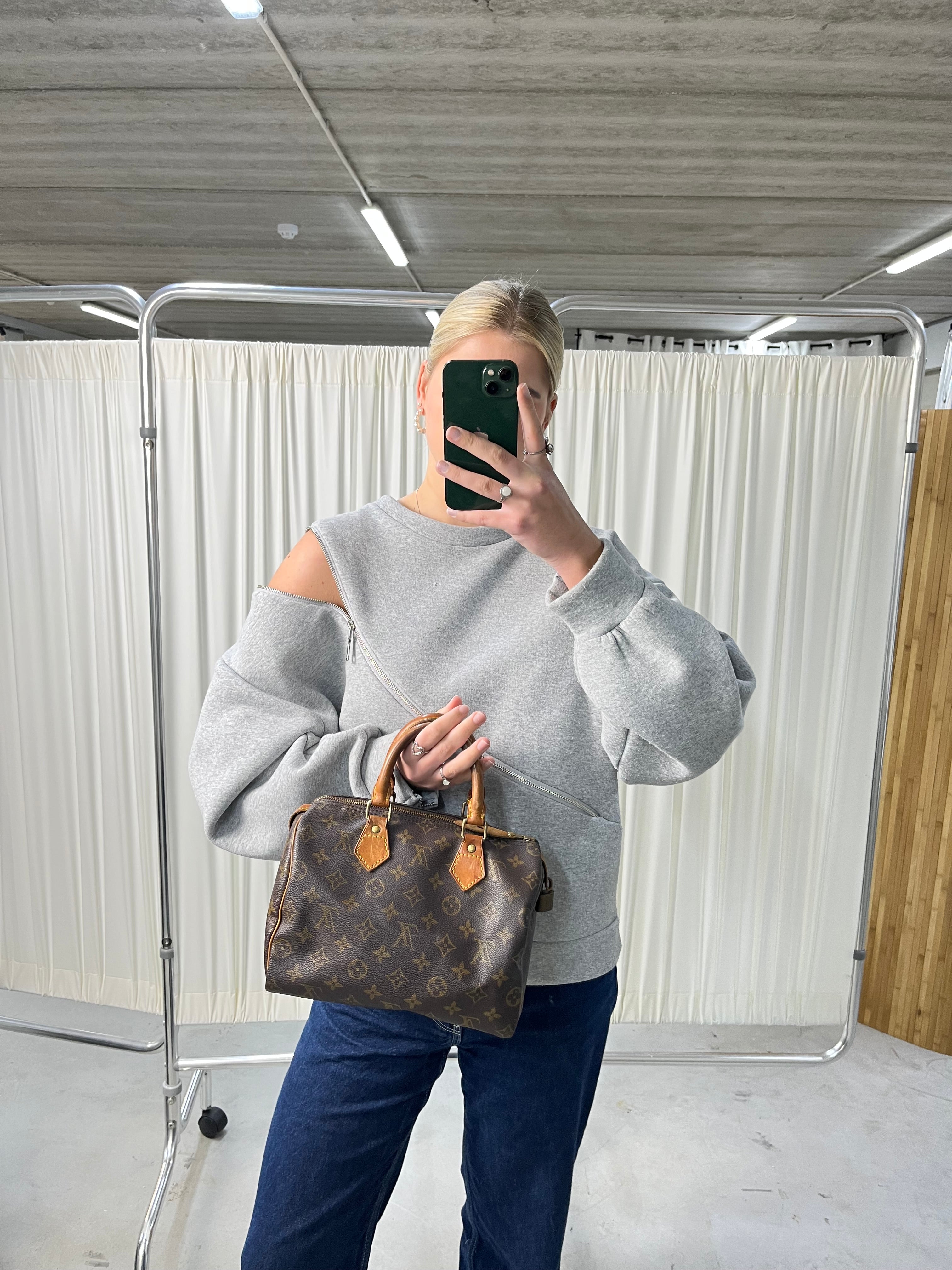 Louis Vuitton Speedy 25