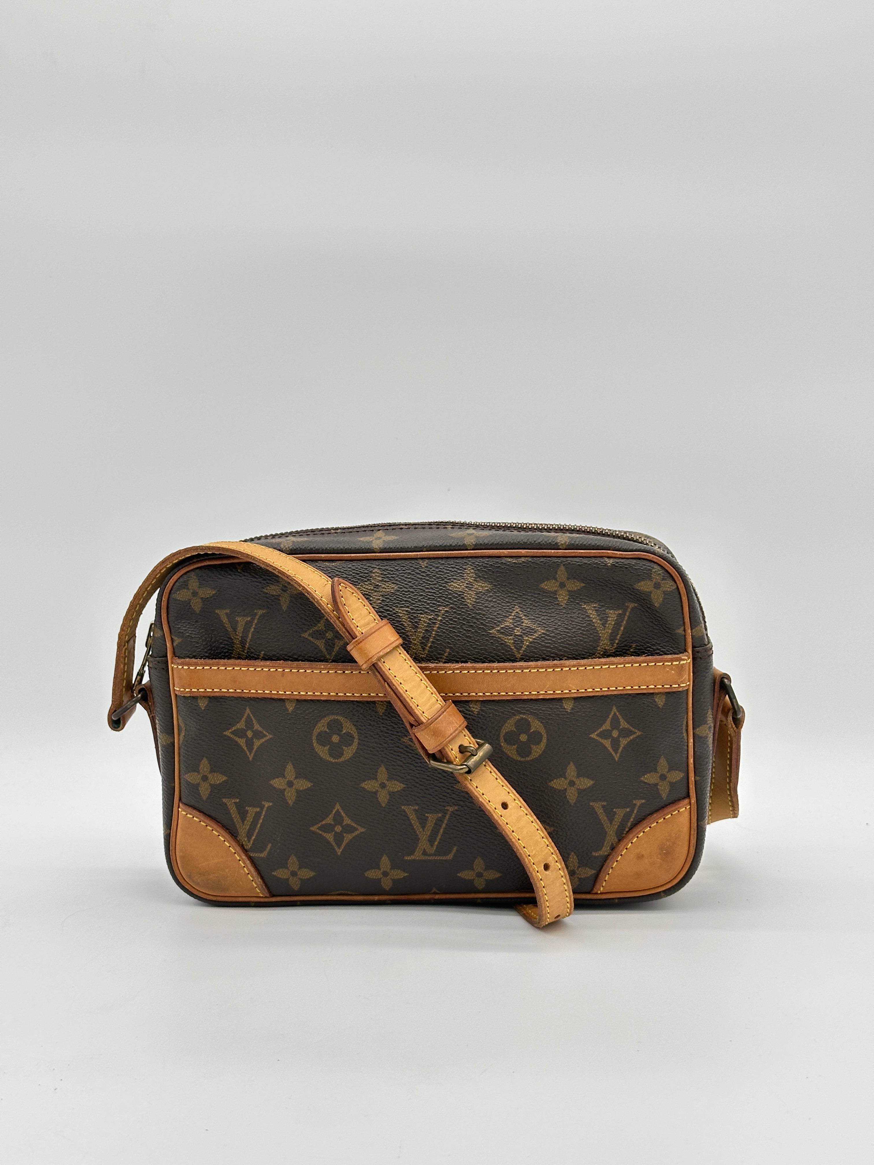 Louis Vuitton Trocadero 23