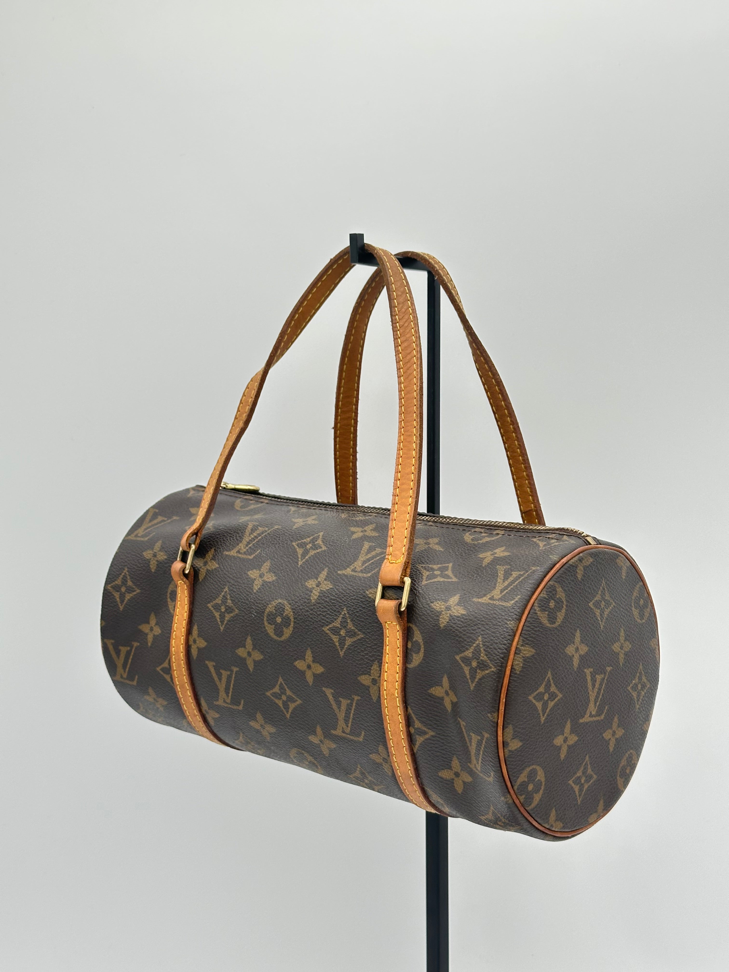 Louis Vuitton Papillon 26