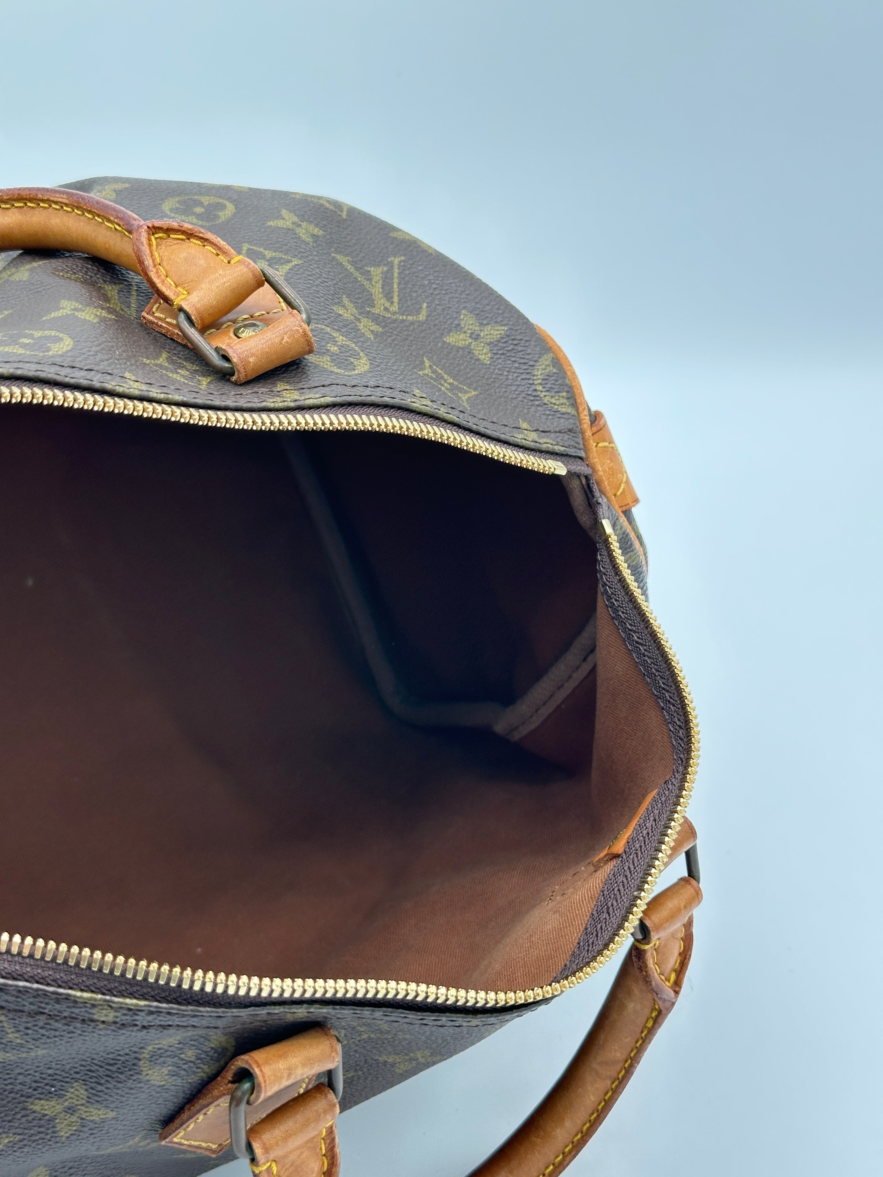 Louis Vuitton Speedy 30