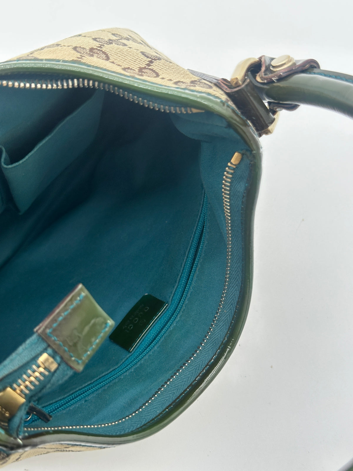 Gucci Abbey D-Ring Medium