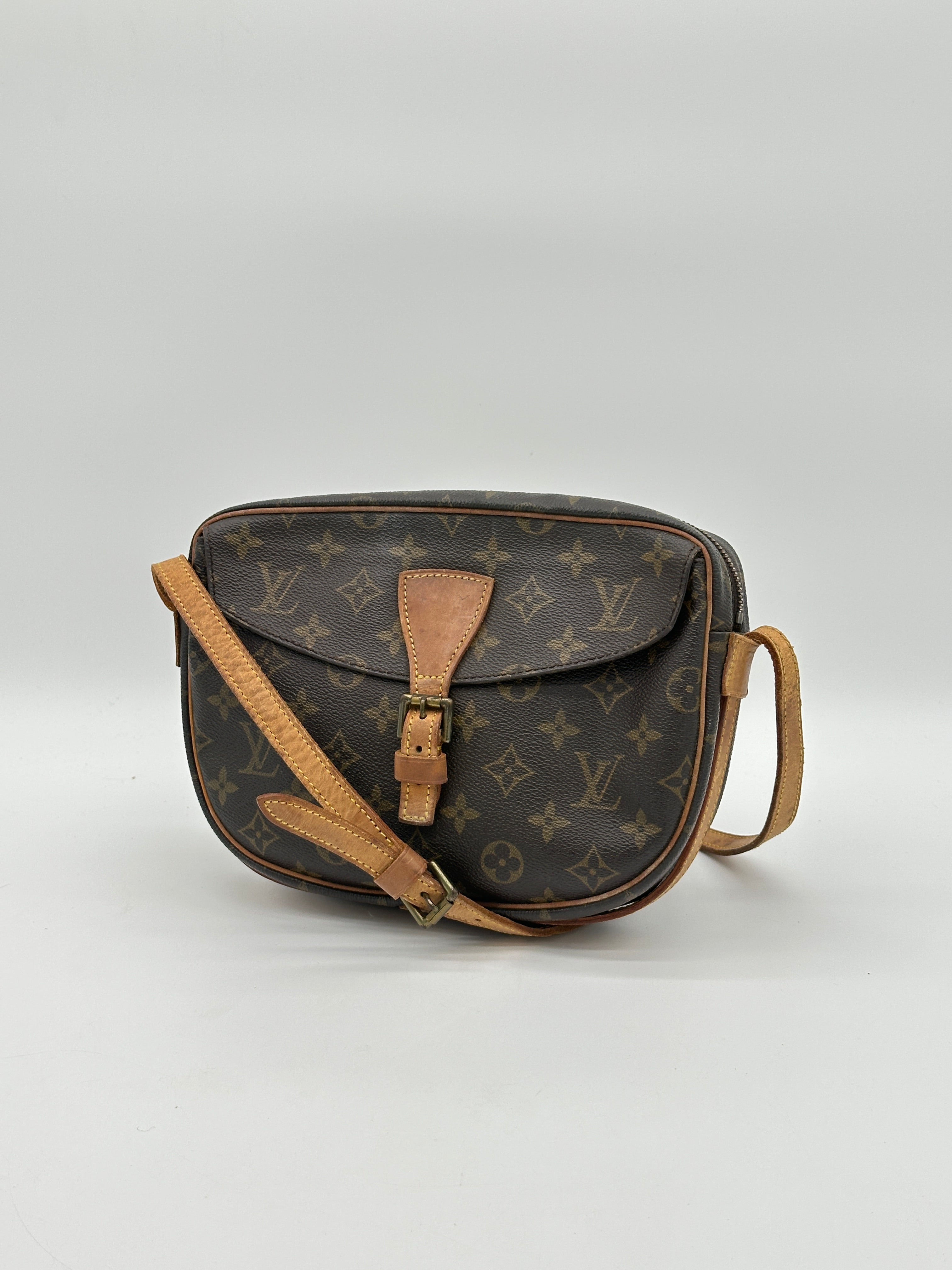 Louis Vuitton Jeune Fille MM