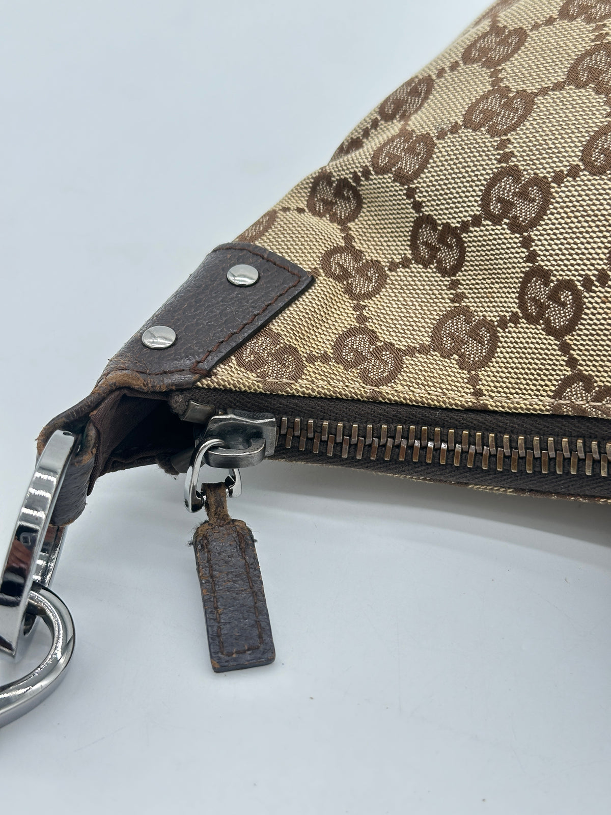 Gucci Lock Canvas