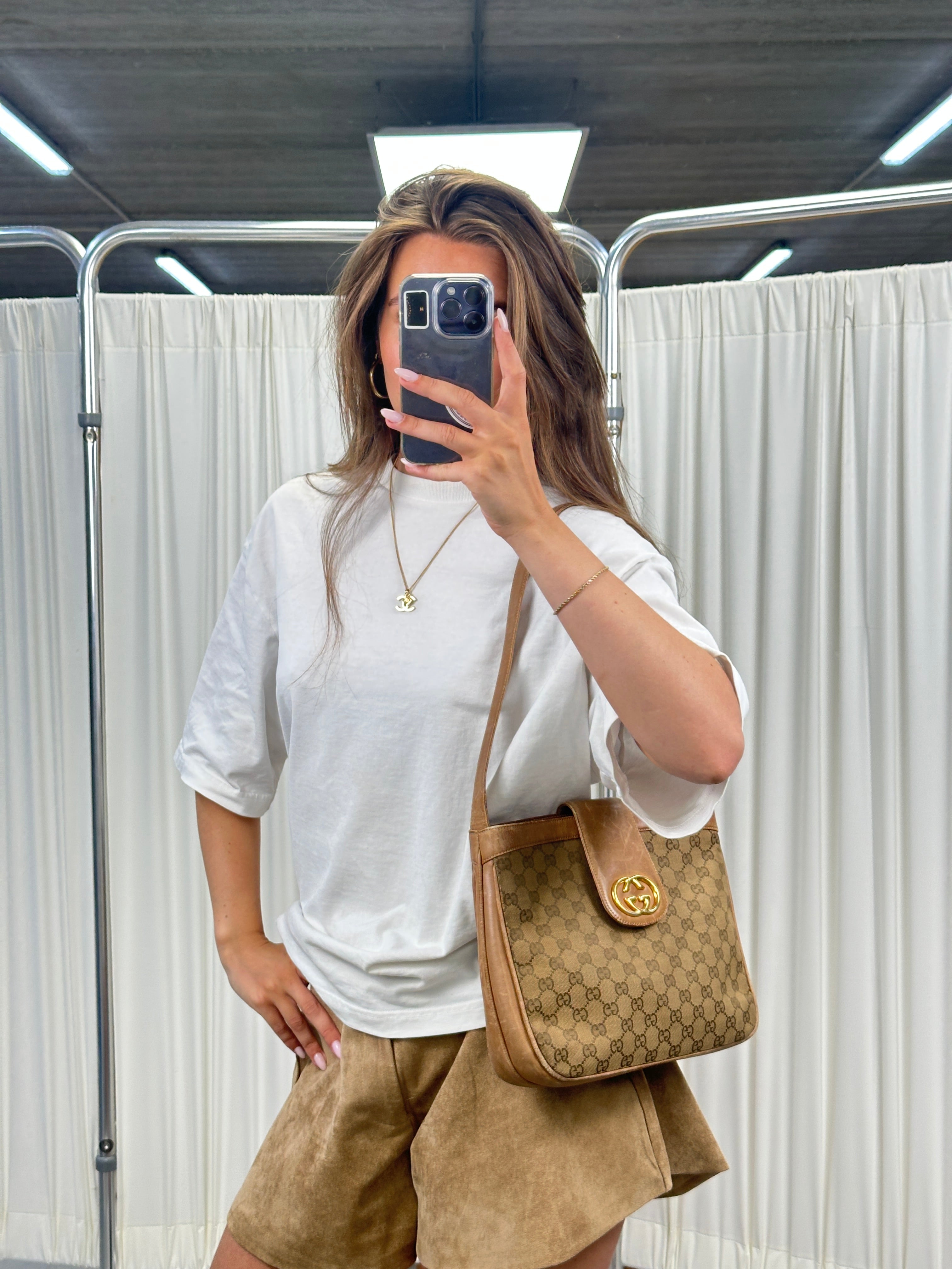 Gucci Supreme Saddle Shoulderbag