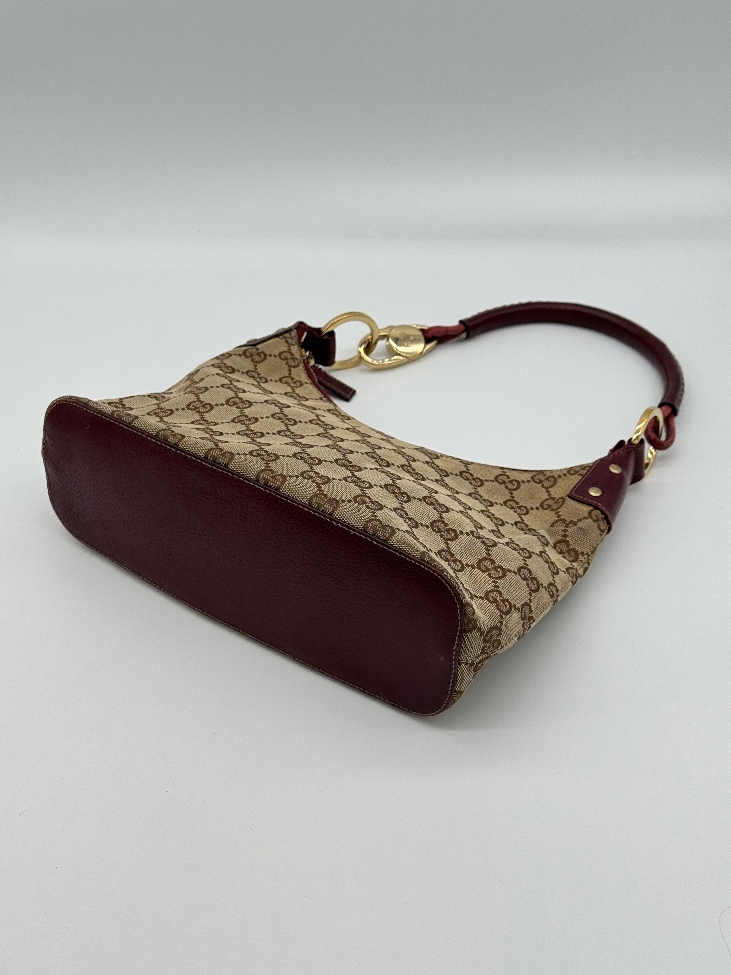 Gucci Lock Canvas