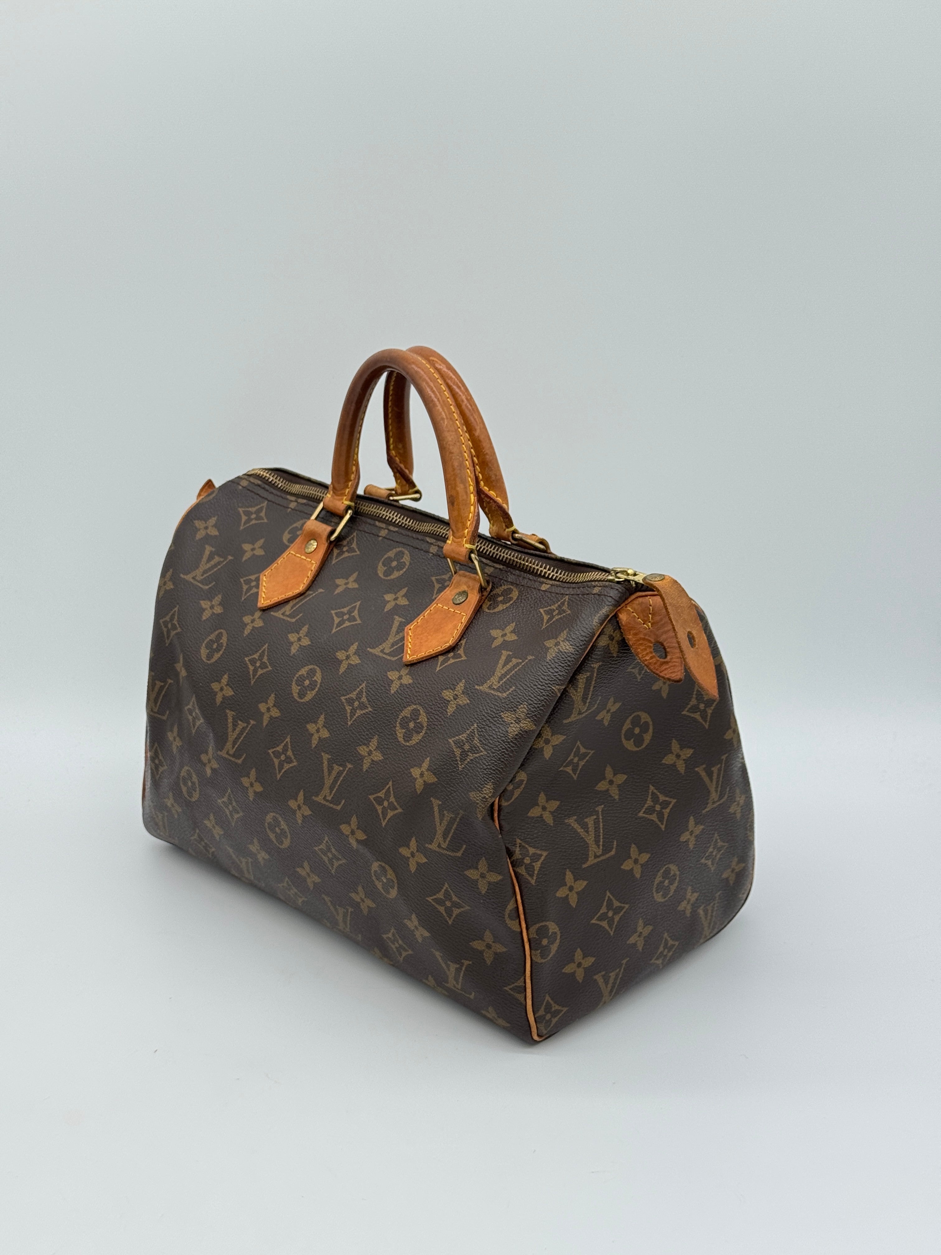 Louis Vuitton Speedy 30