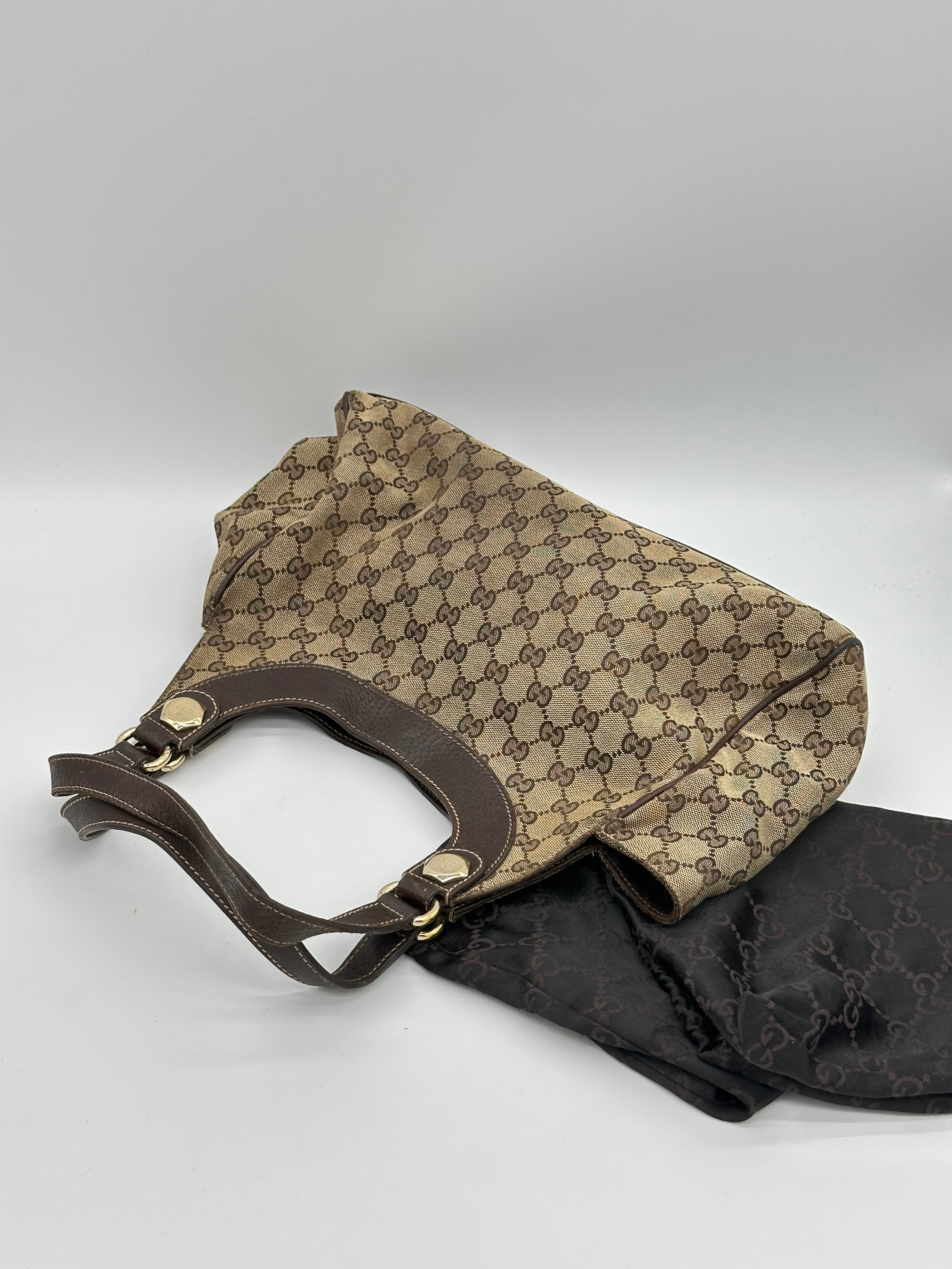 Gucci Canvas Charmy