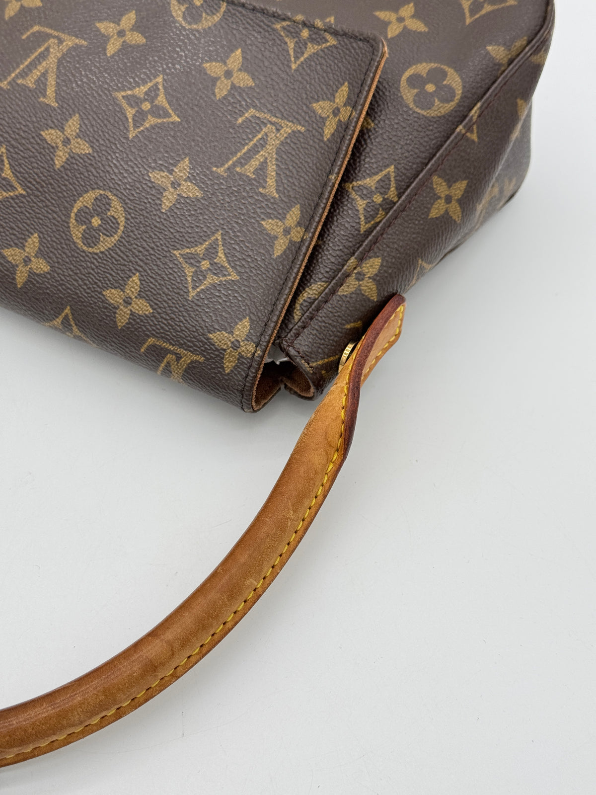 Louis Vuitton Mini Looping