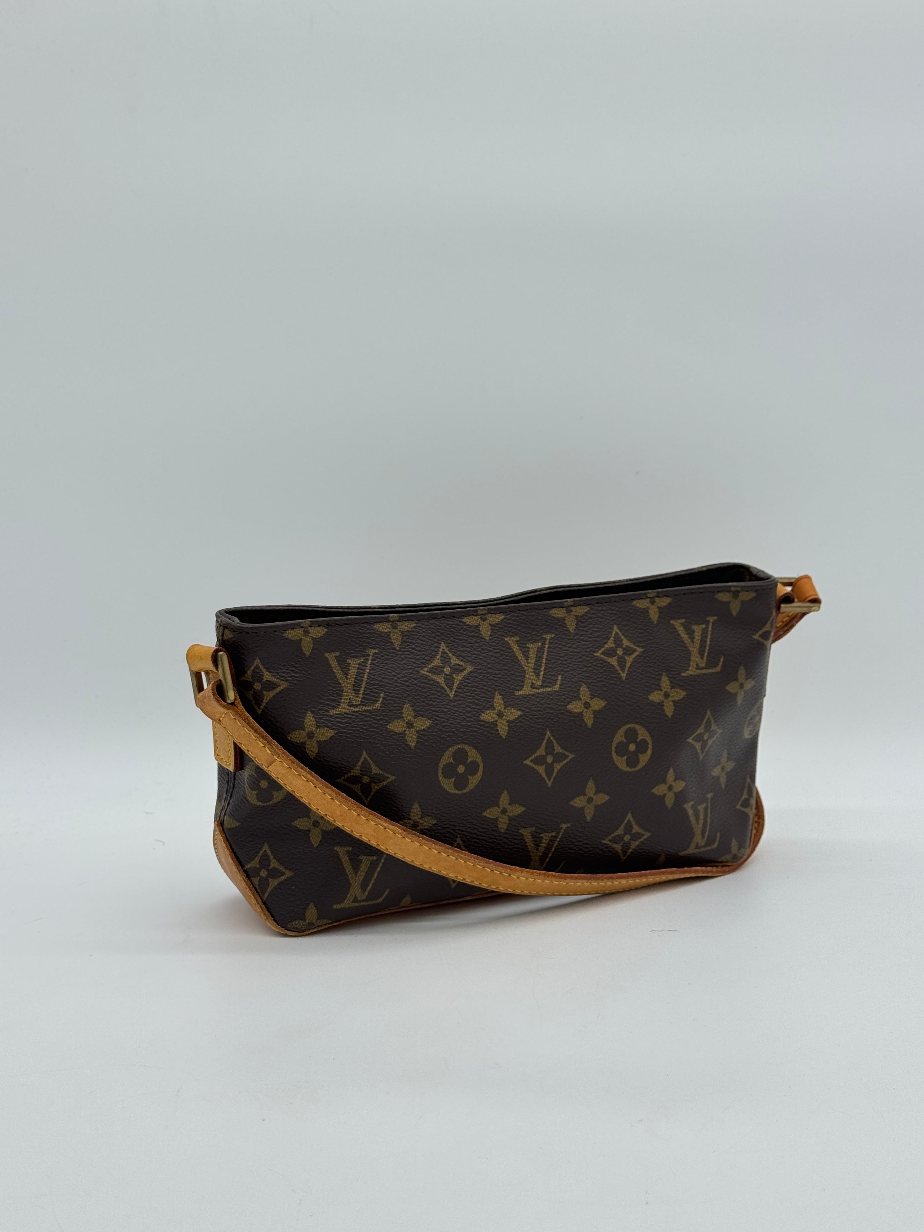 Louis Vuitton Trotteur