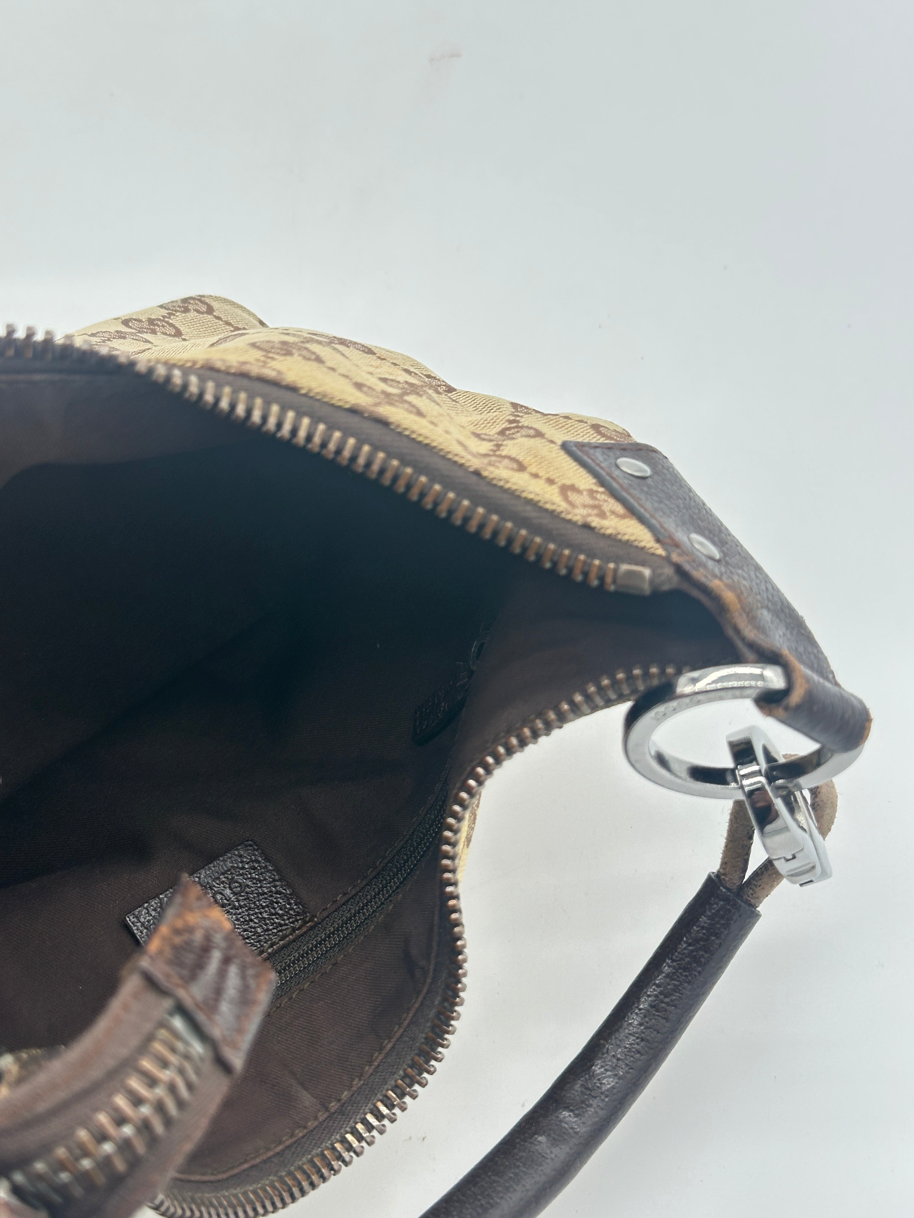 Gucci Lock Canvas