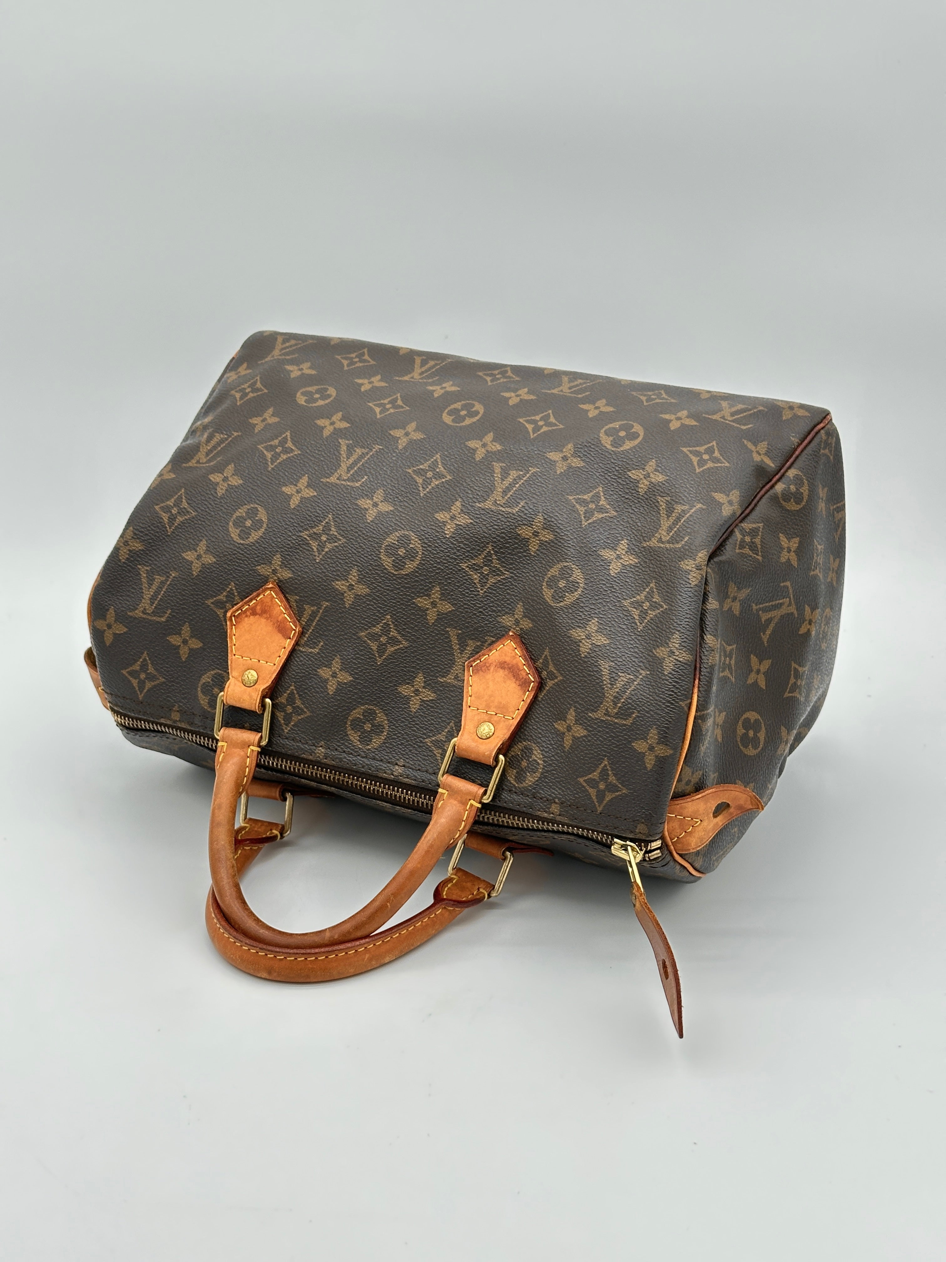 Louis Vuitton Speedy 30