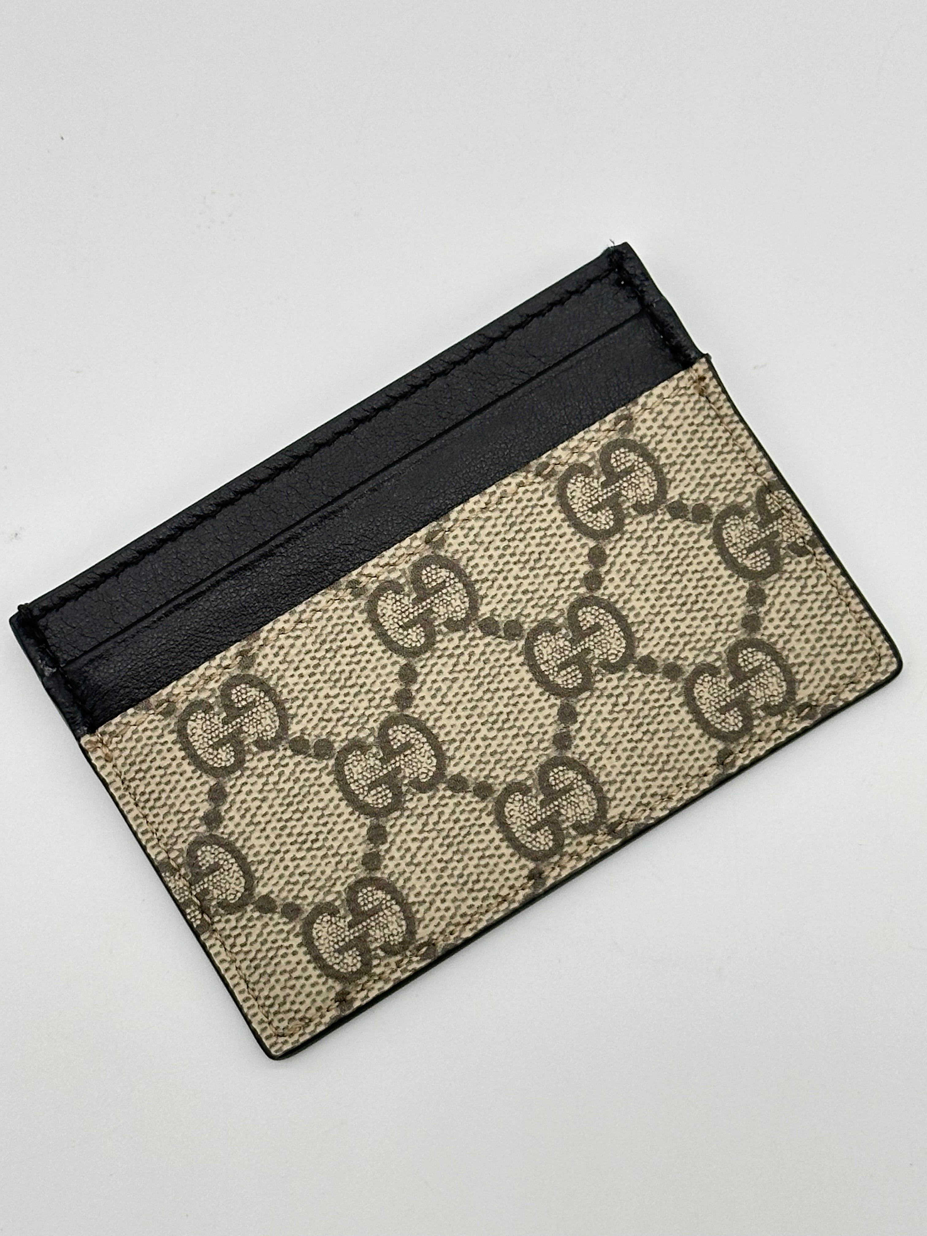 Gucci Supreme Cardholder