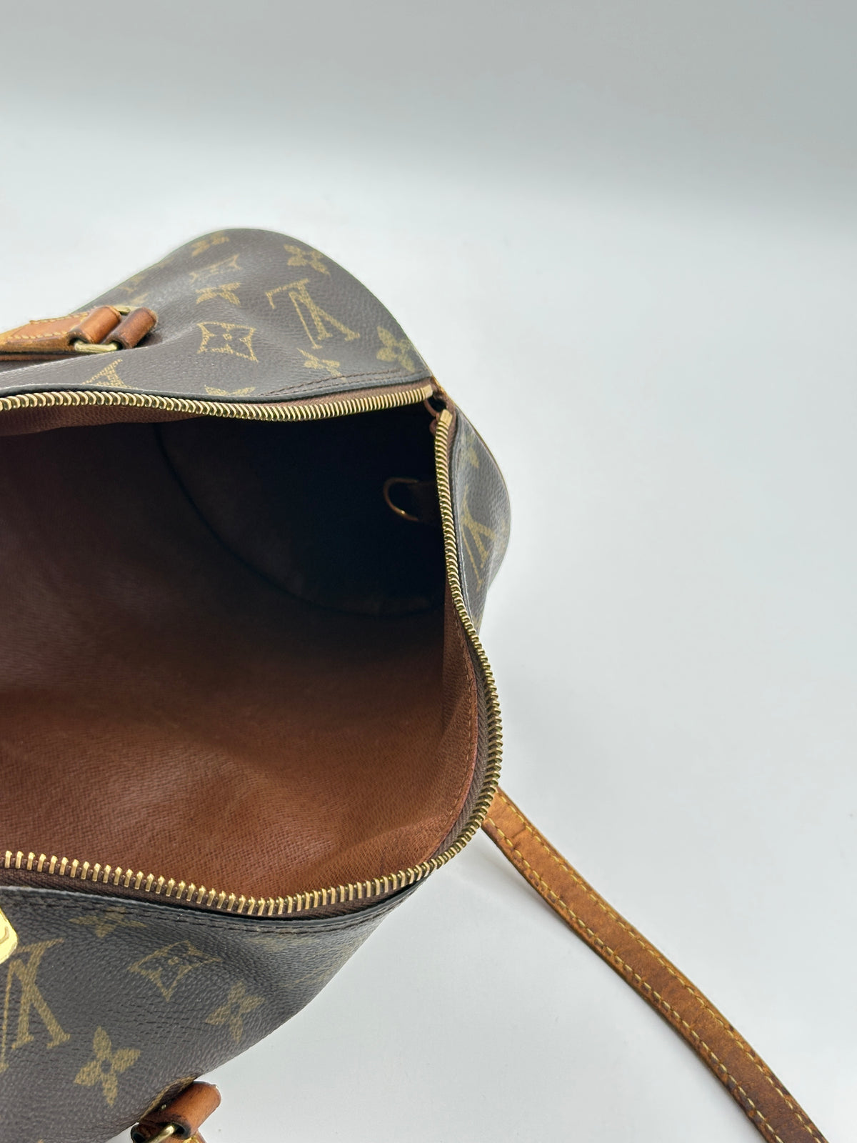 Louis Vuitton Papillon 30