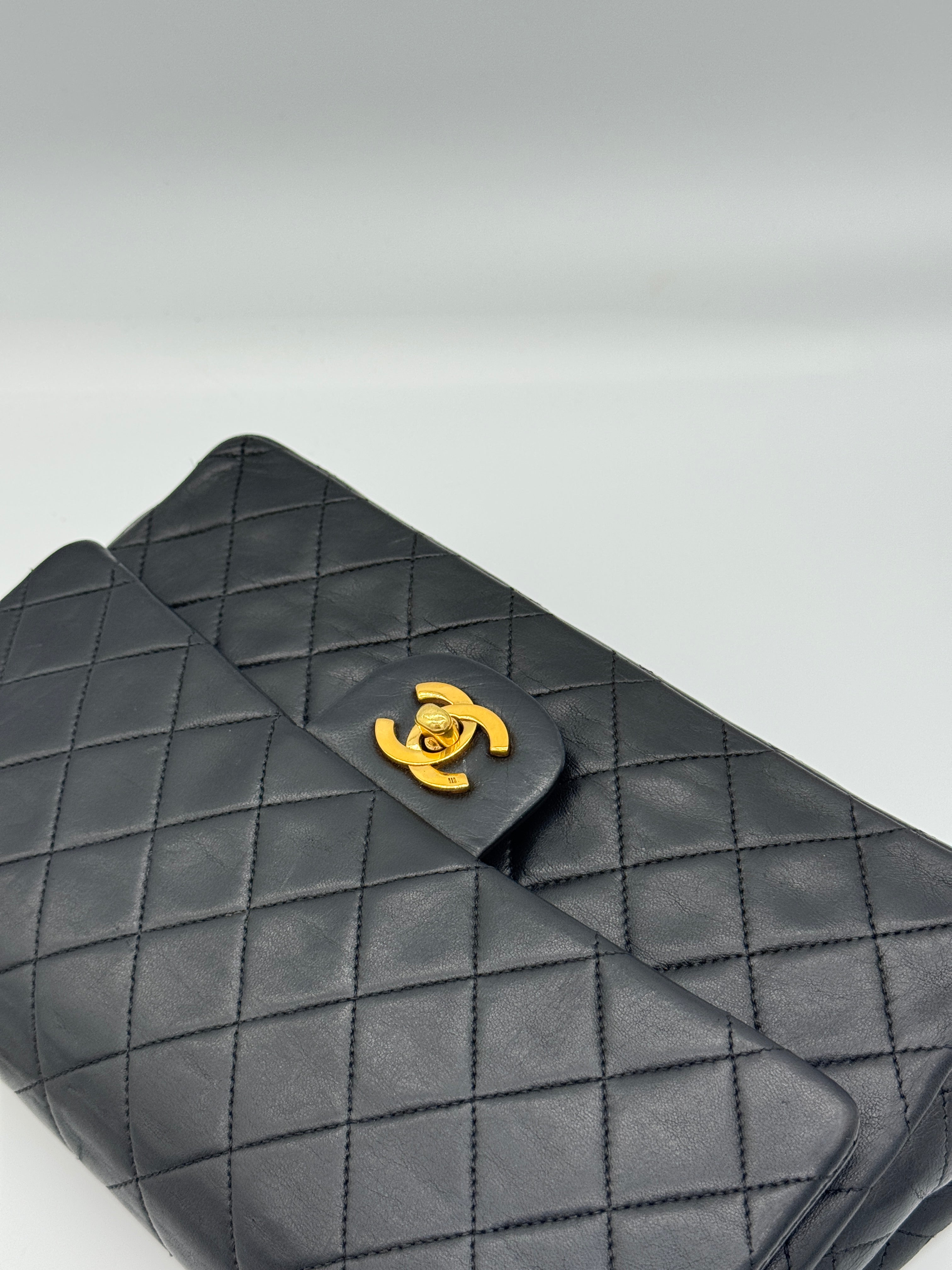 Chanel Classic Medium