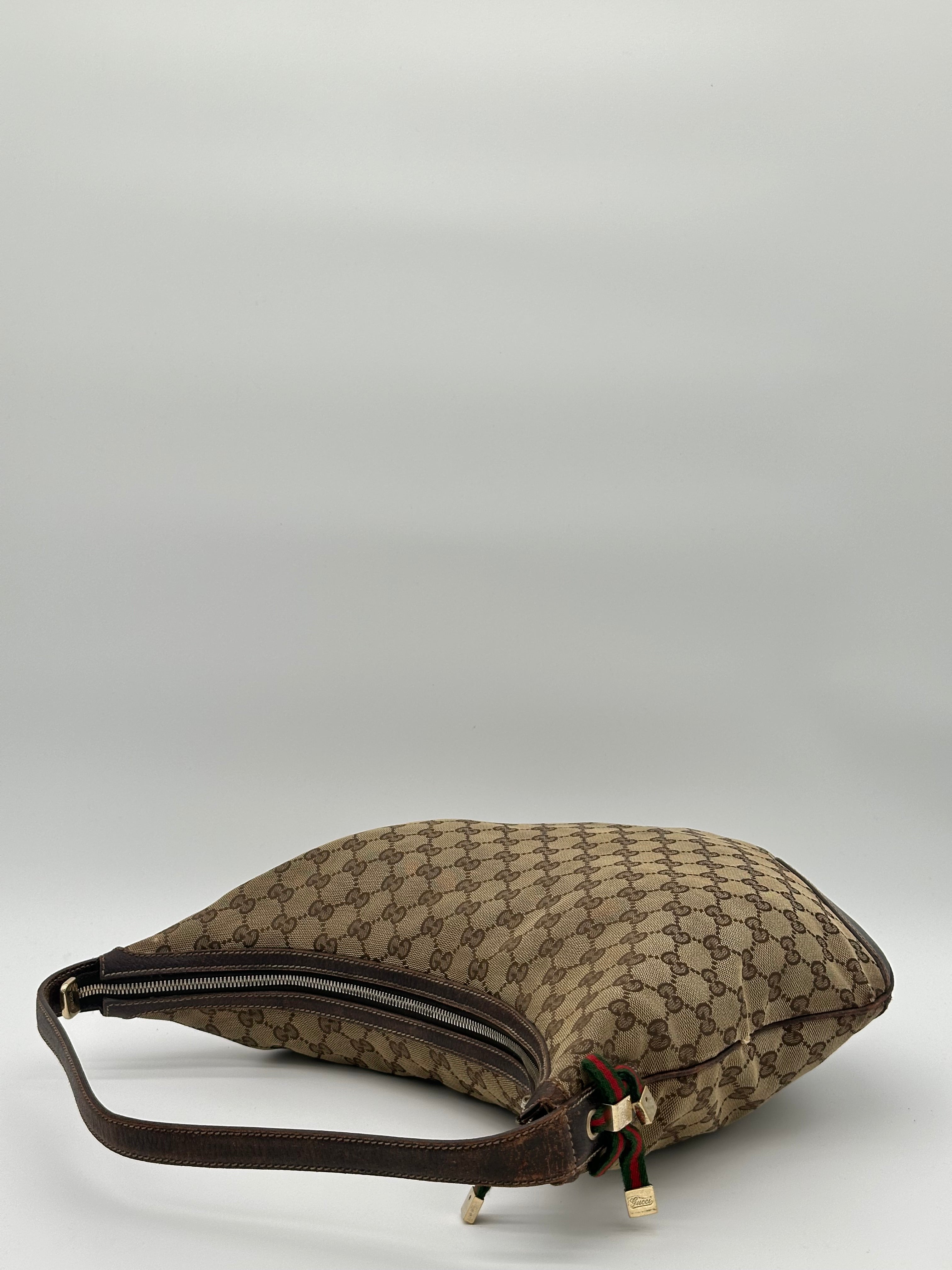 Gucci Sherry Hobo