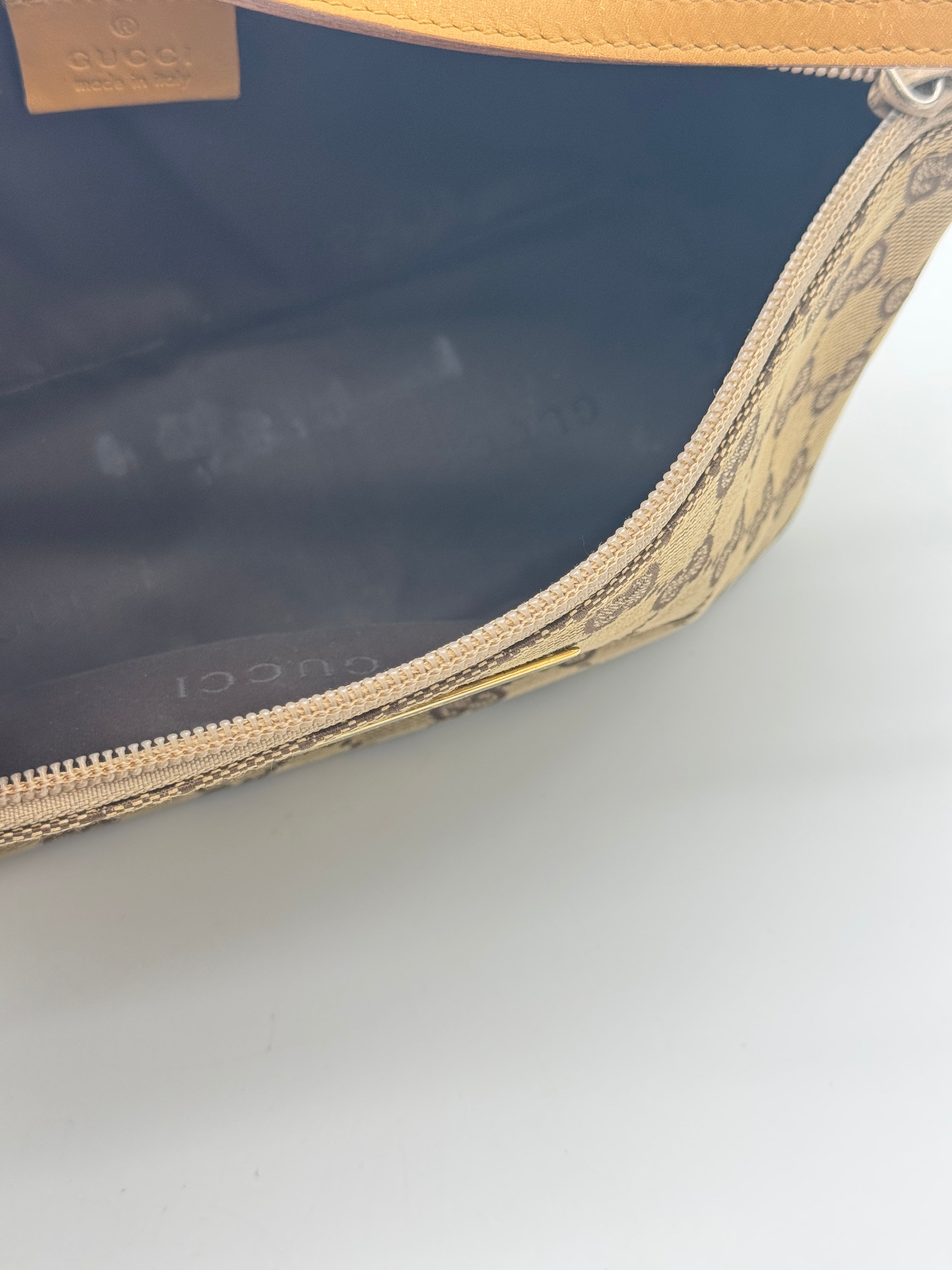 Gucci Boat Bag