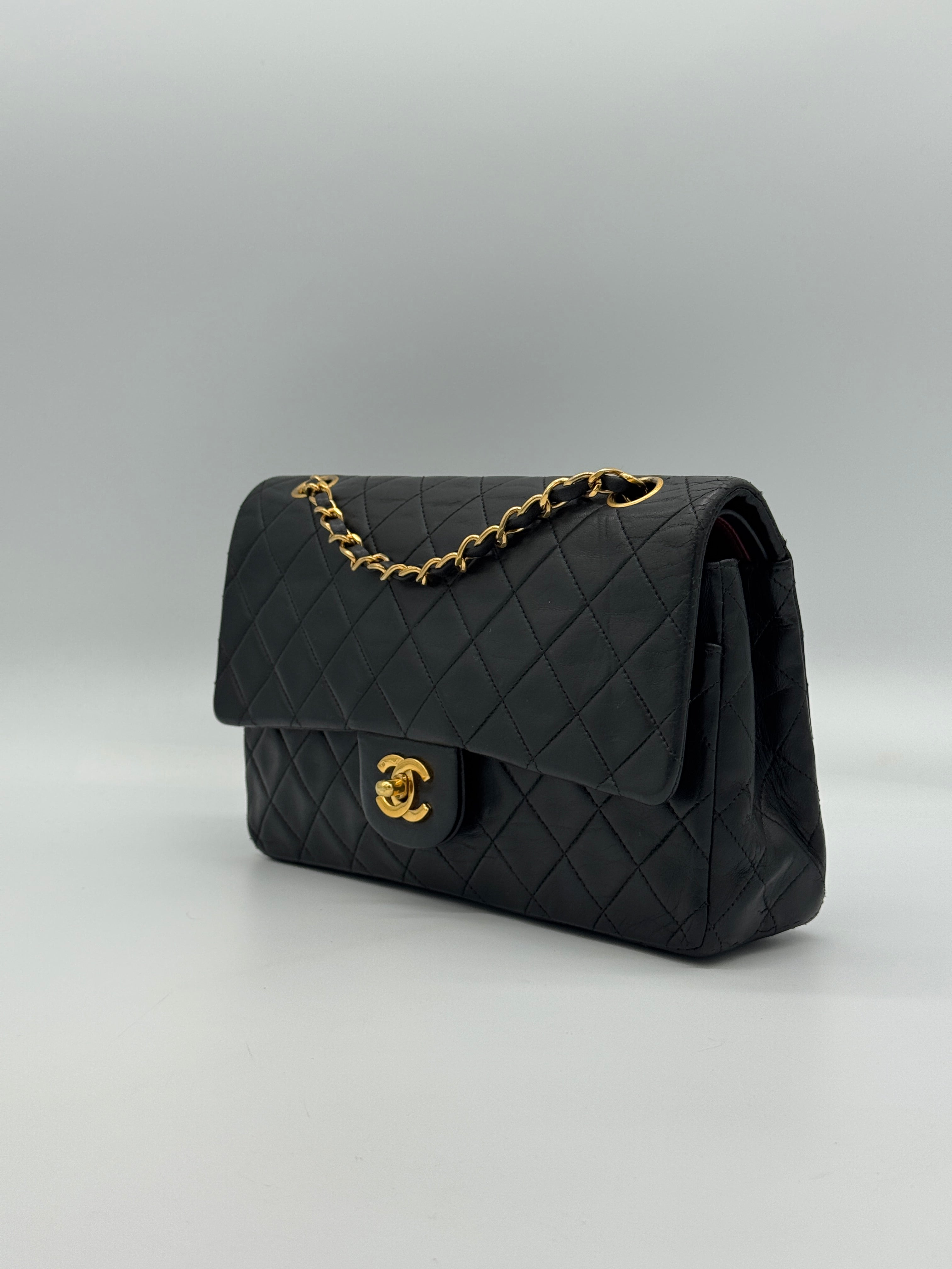 Chanel Classic Medium