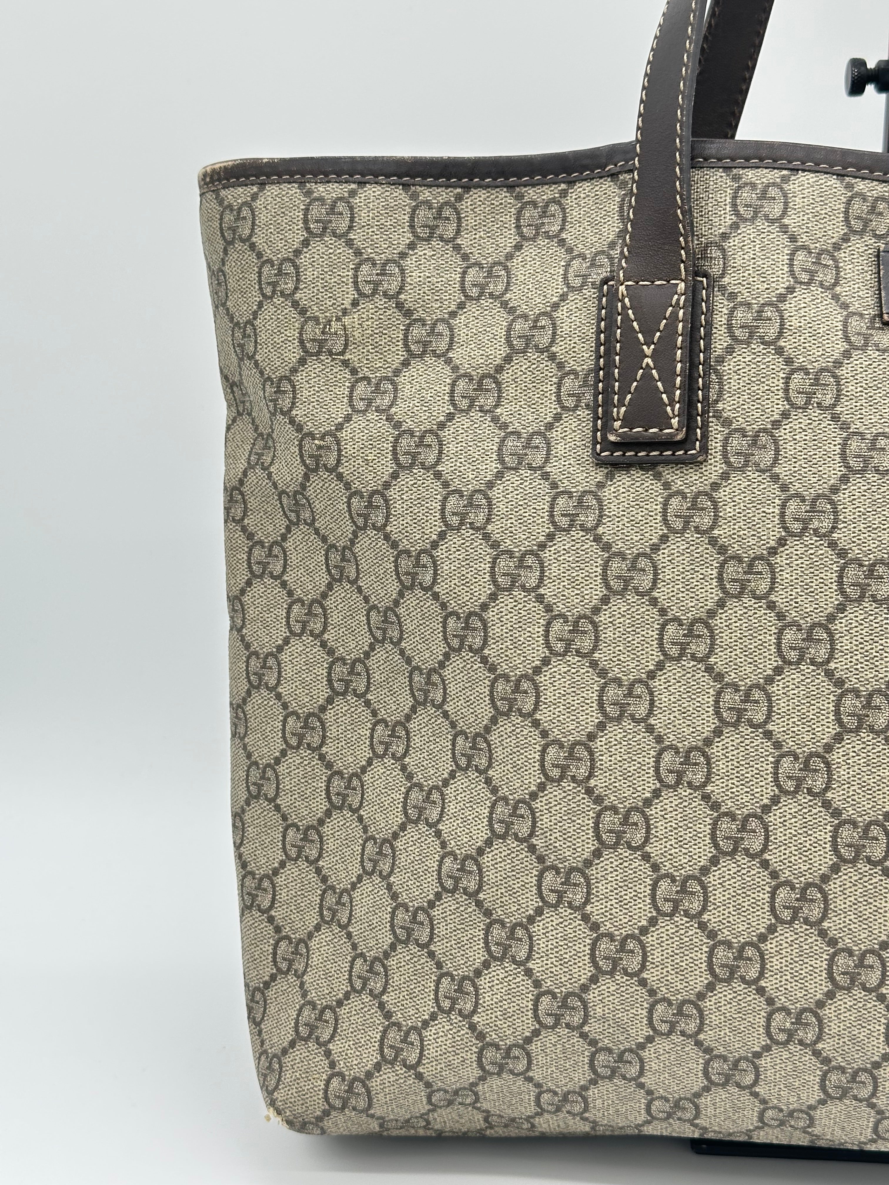 Pre-loved Gucci GG Supreme Tote Bag | Pepper Luxury Vintage