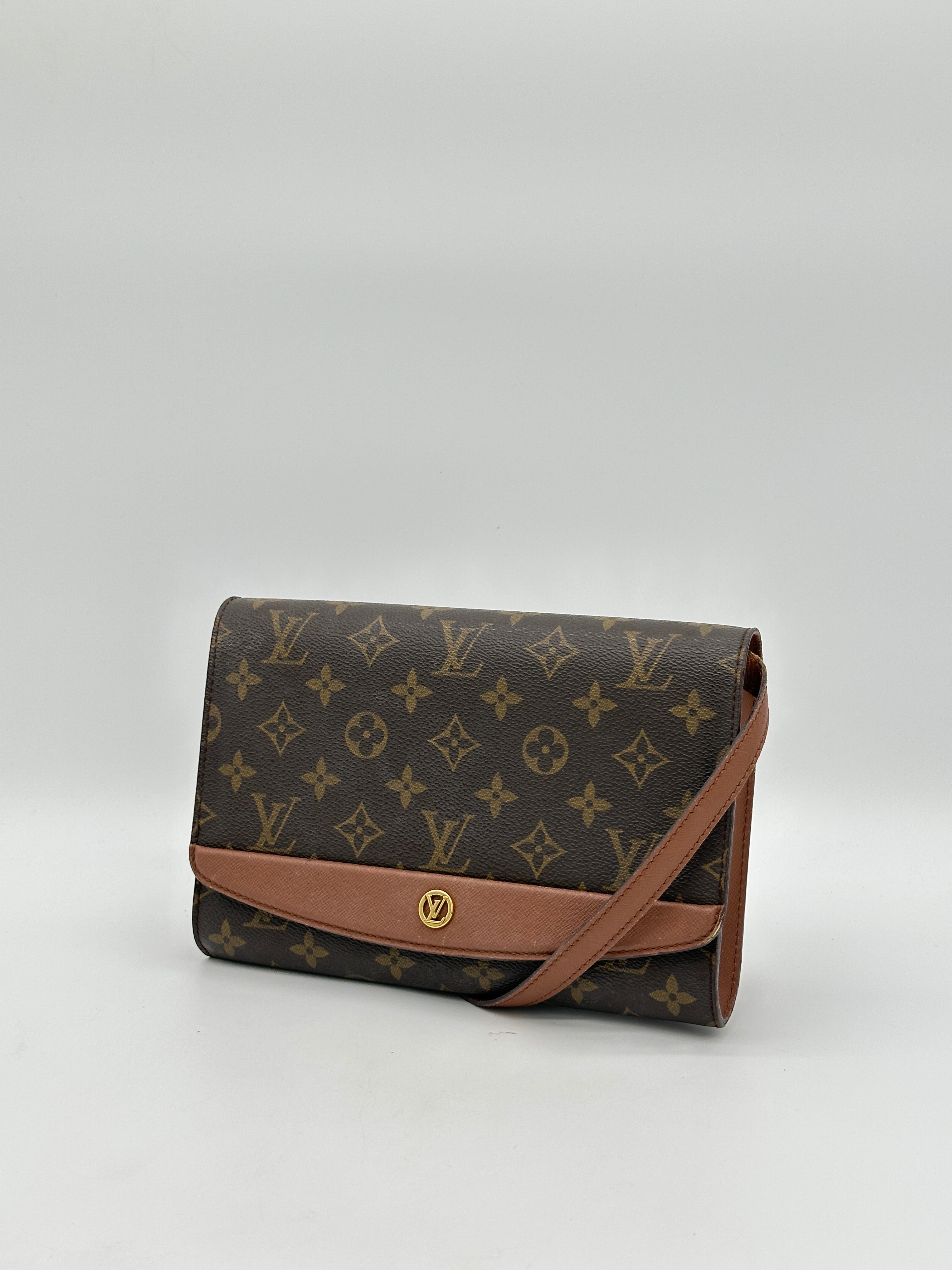 Louis Vuitton Bordeaux 24