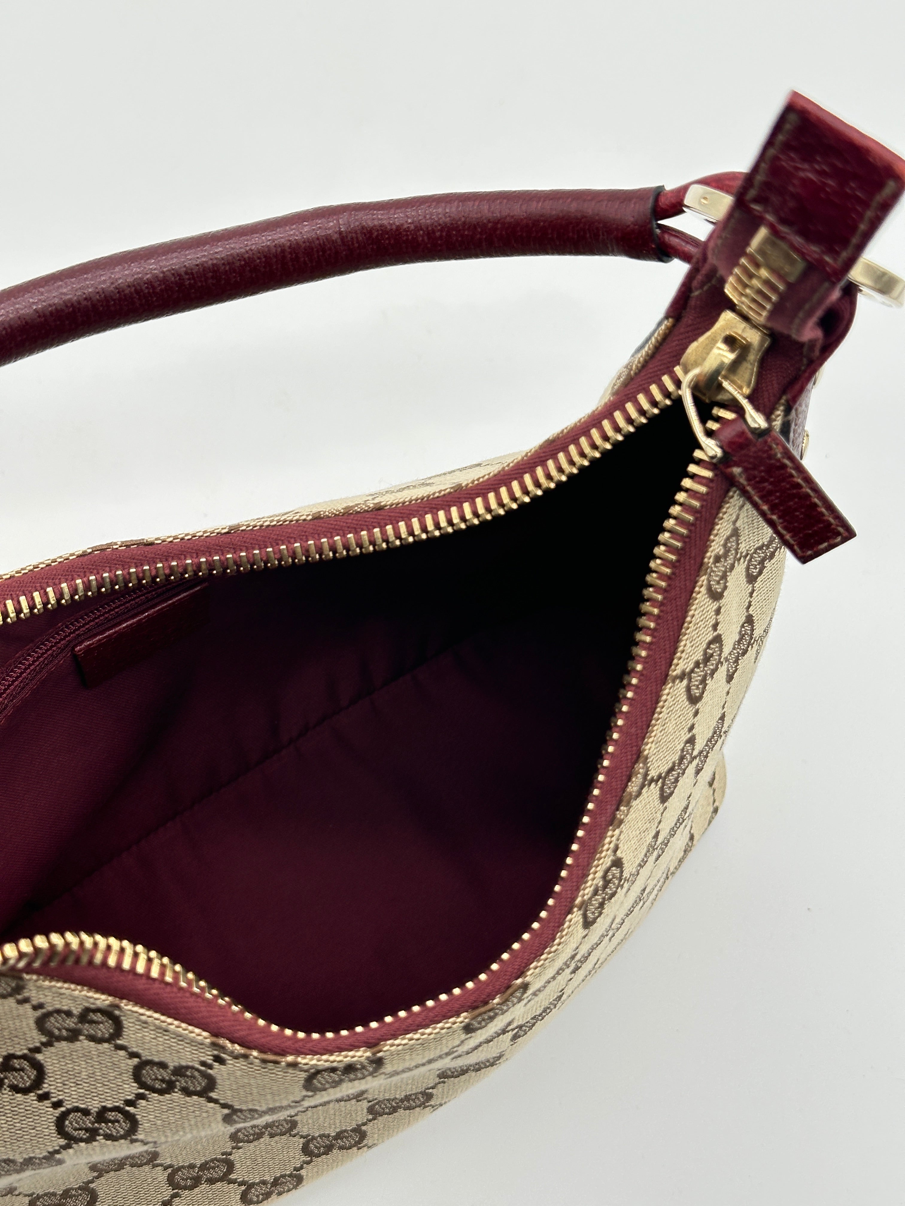 Gucci Lock Canvas