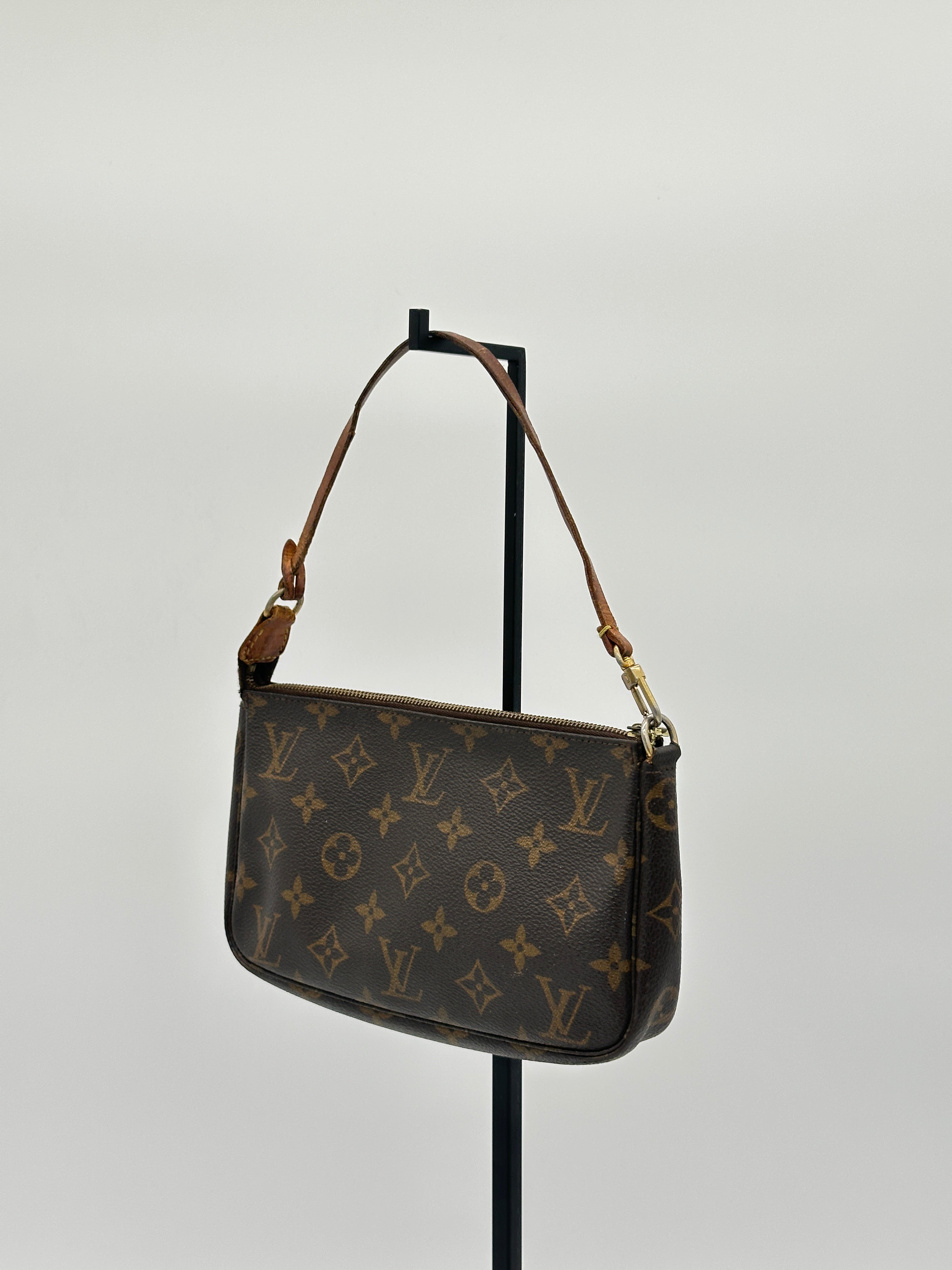 Louis Vuitton Pochette Accessoires