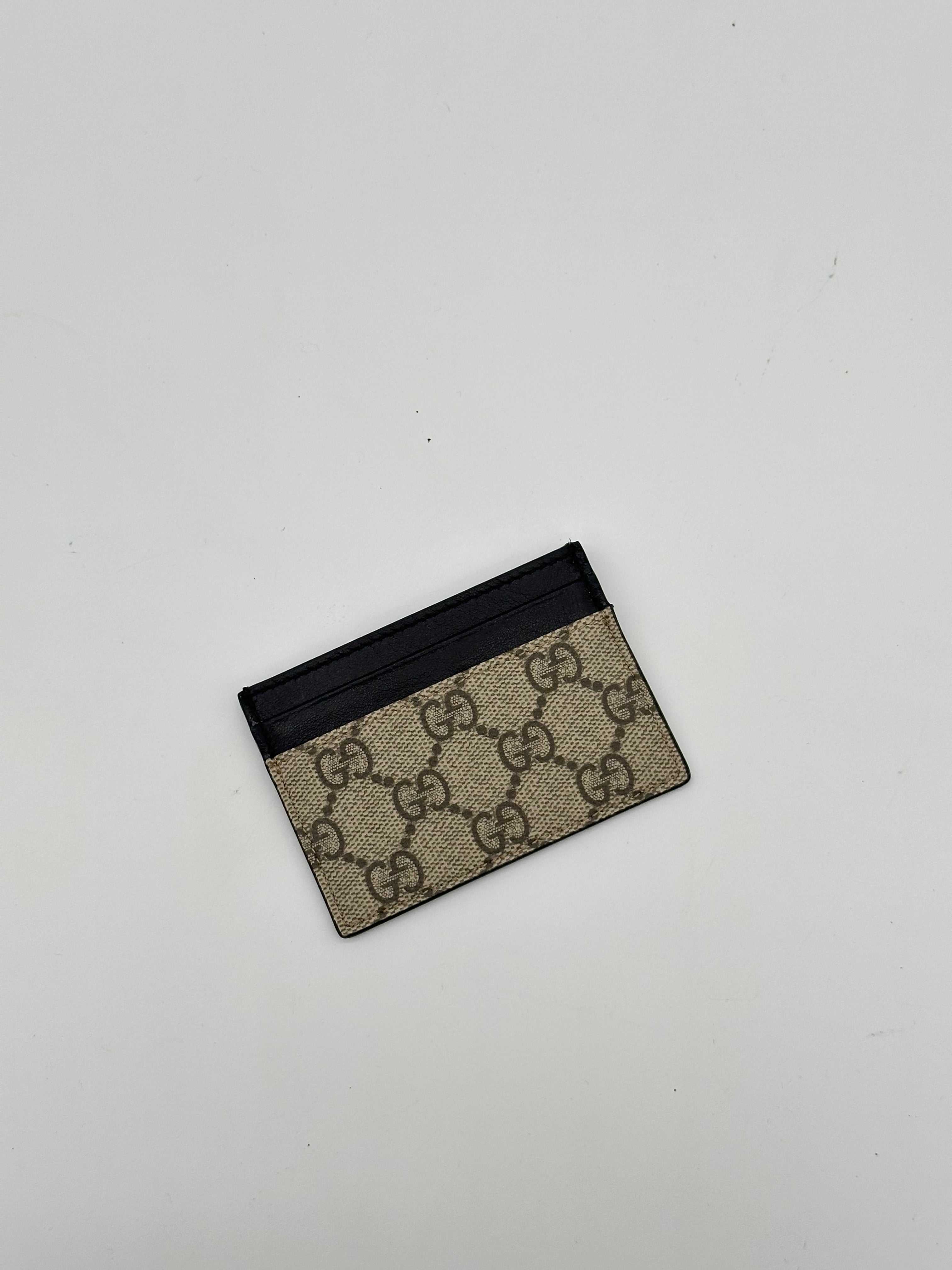 Gucci Supreme Cardholder