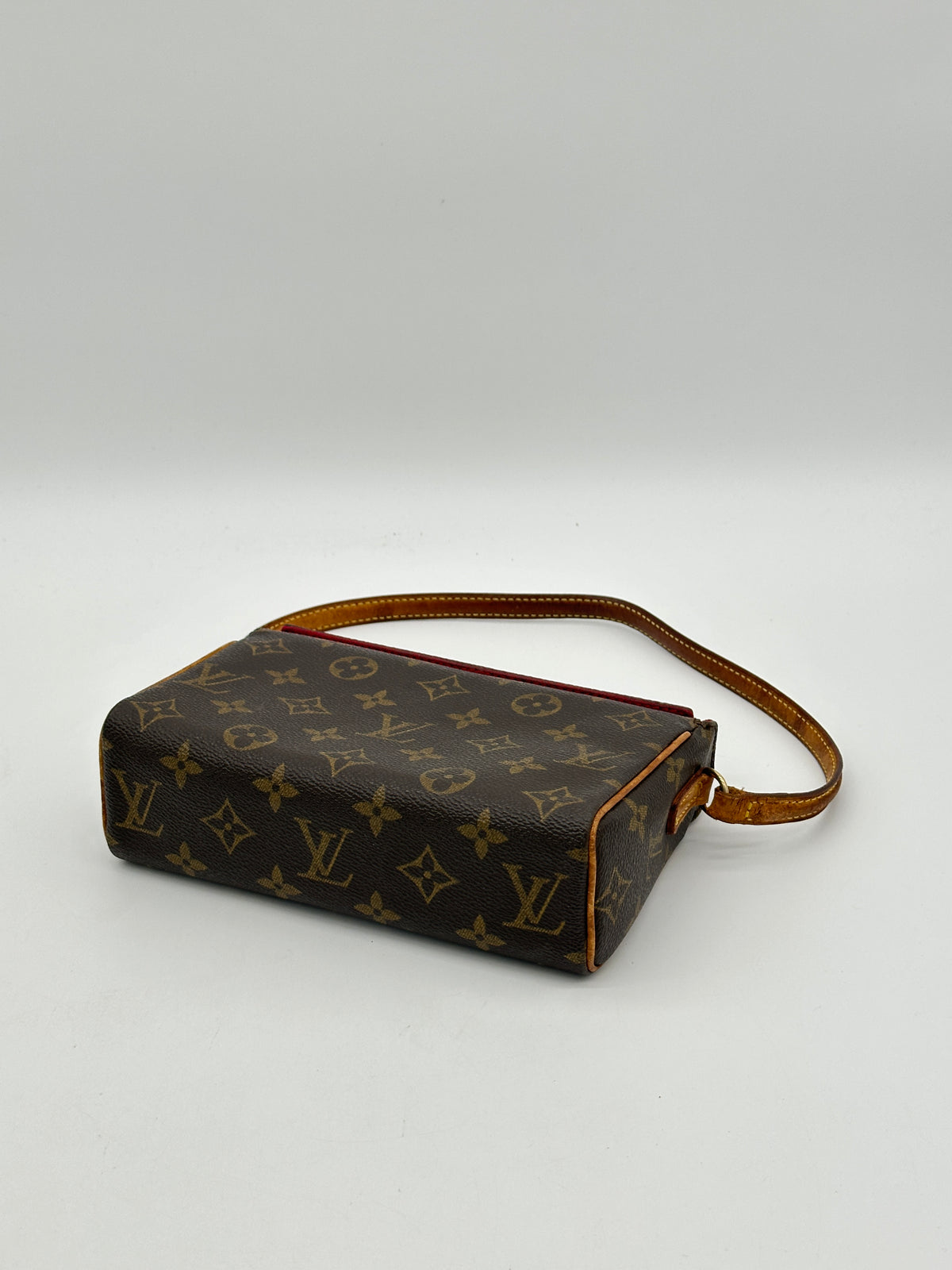 Louis Vuitton Recital