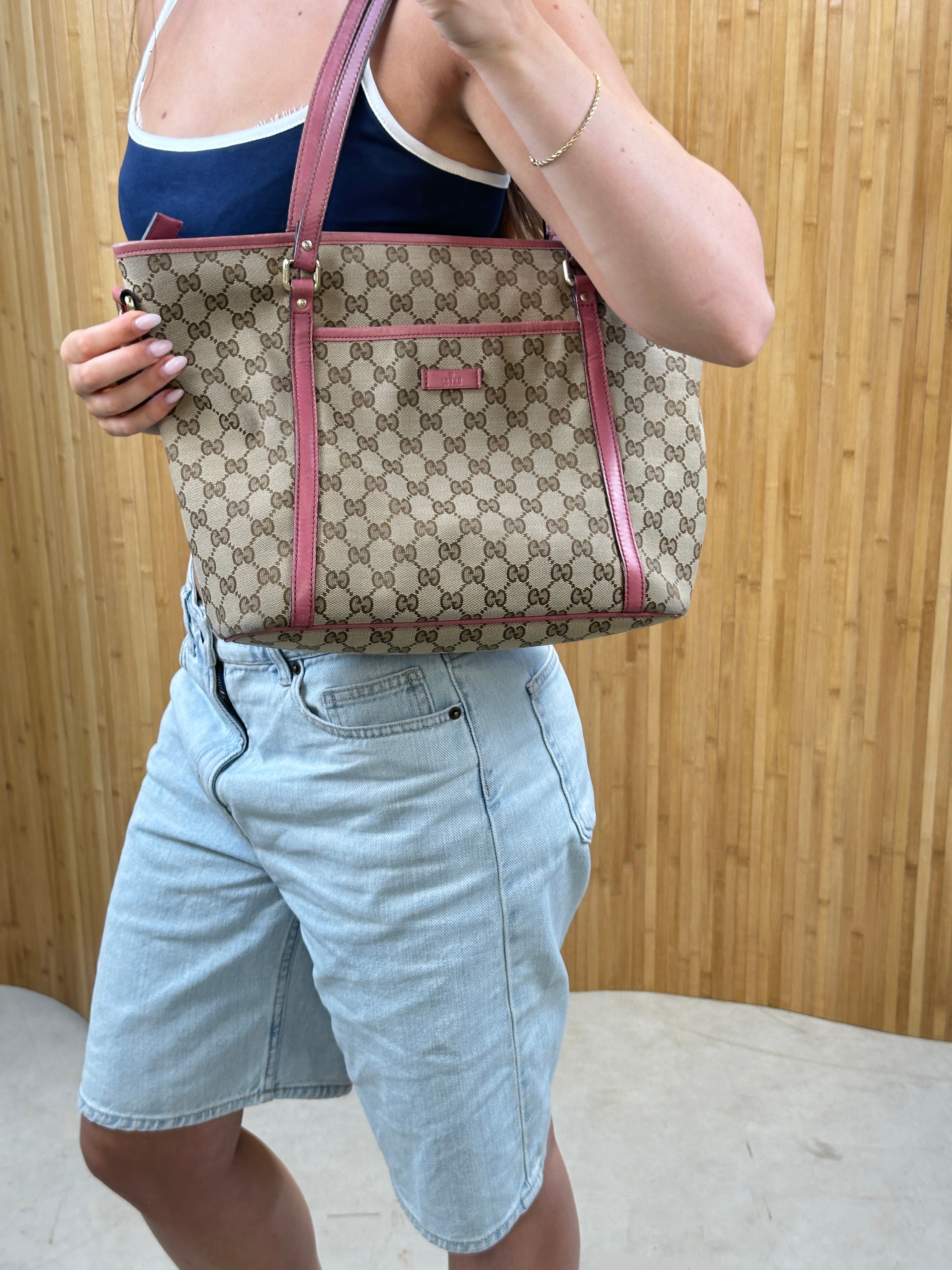Gucci Marron Canvas