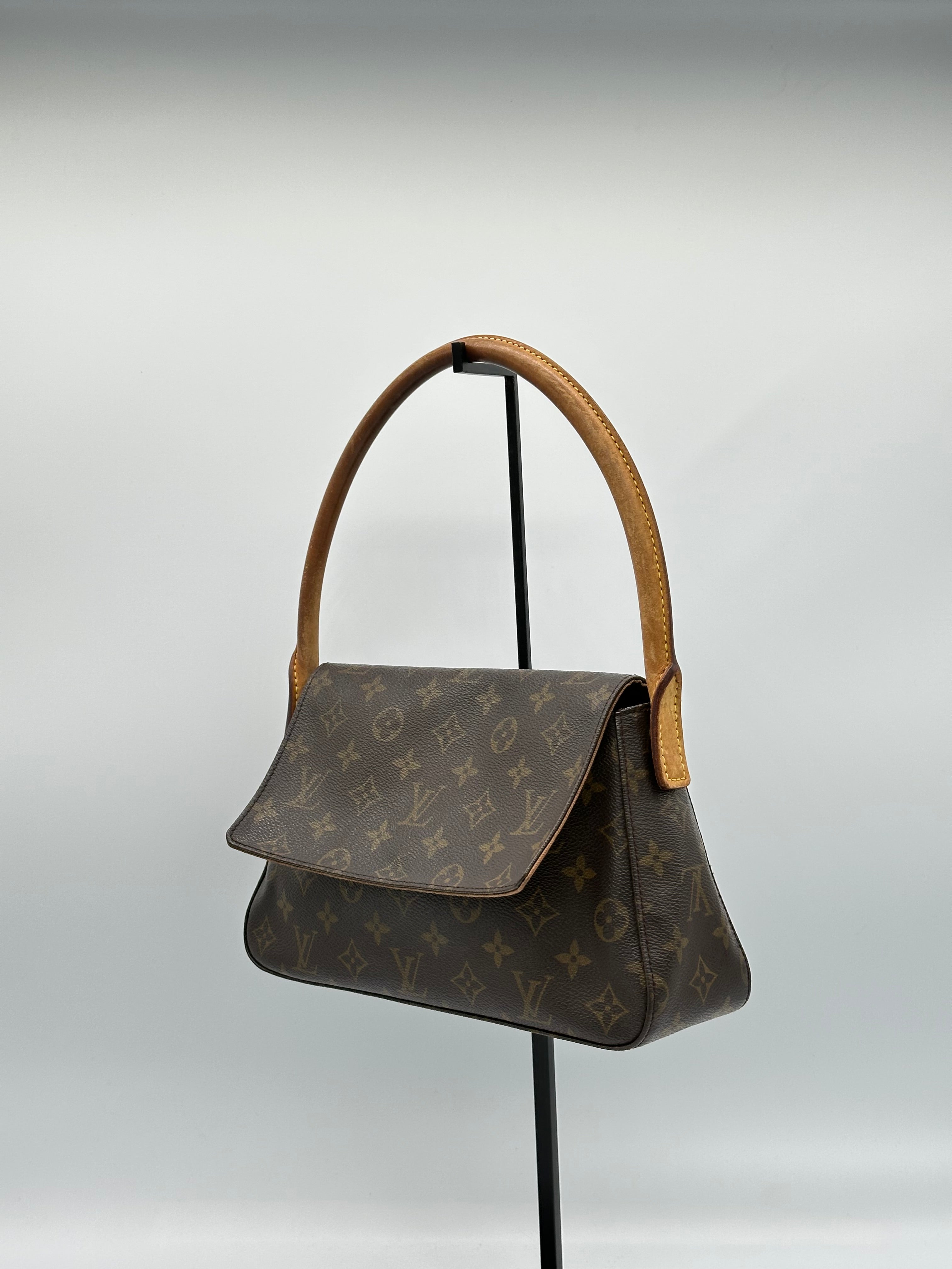 Louis Vuitton Mini Looping