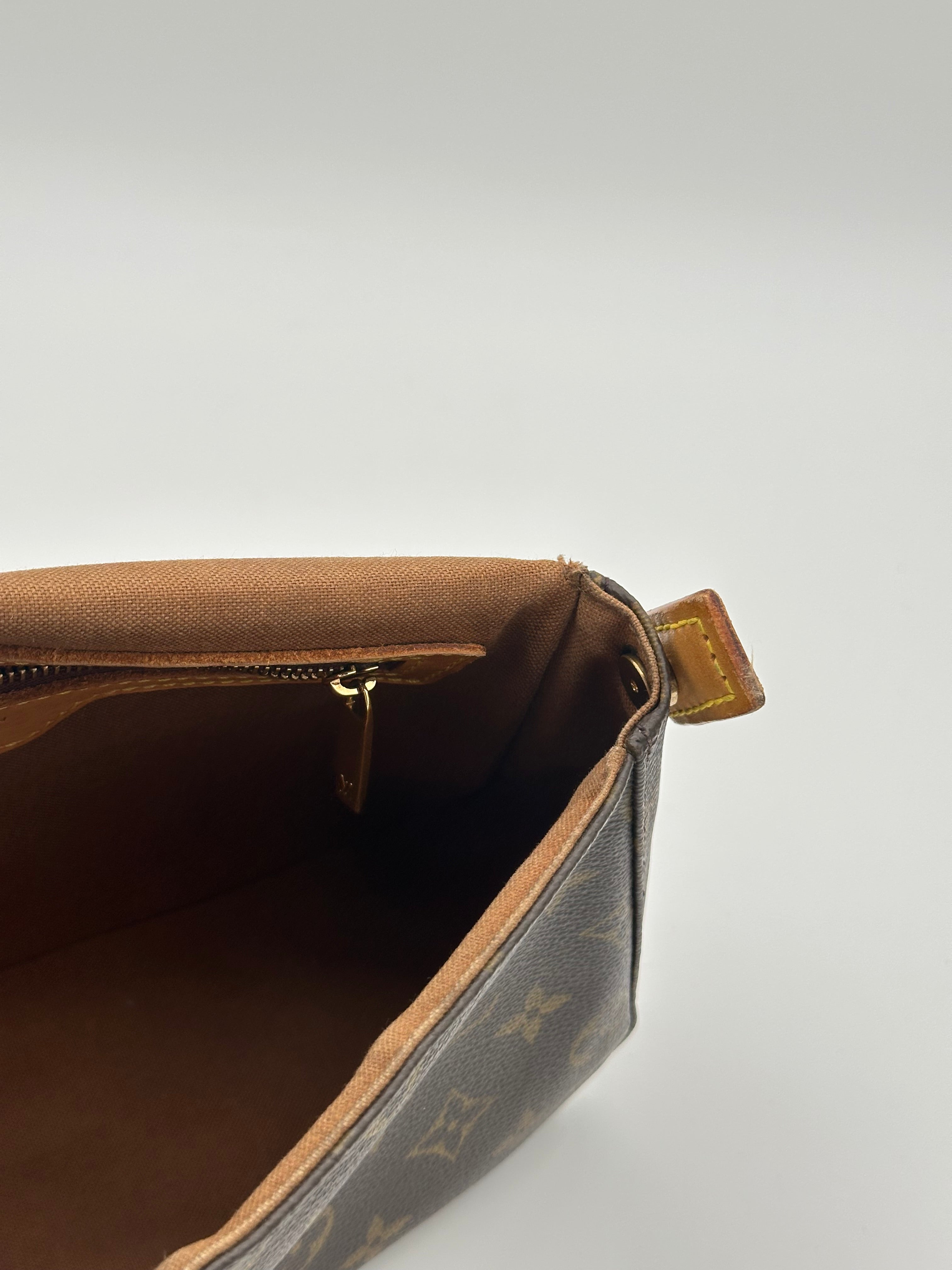 Louis Vuitton Mini Looping