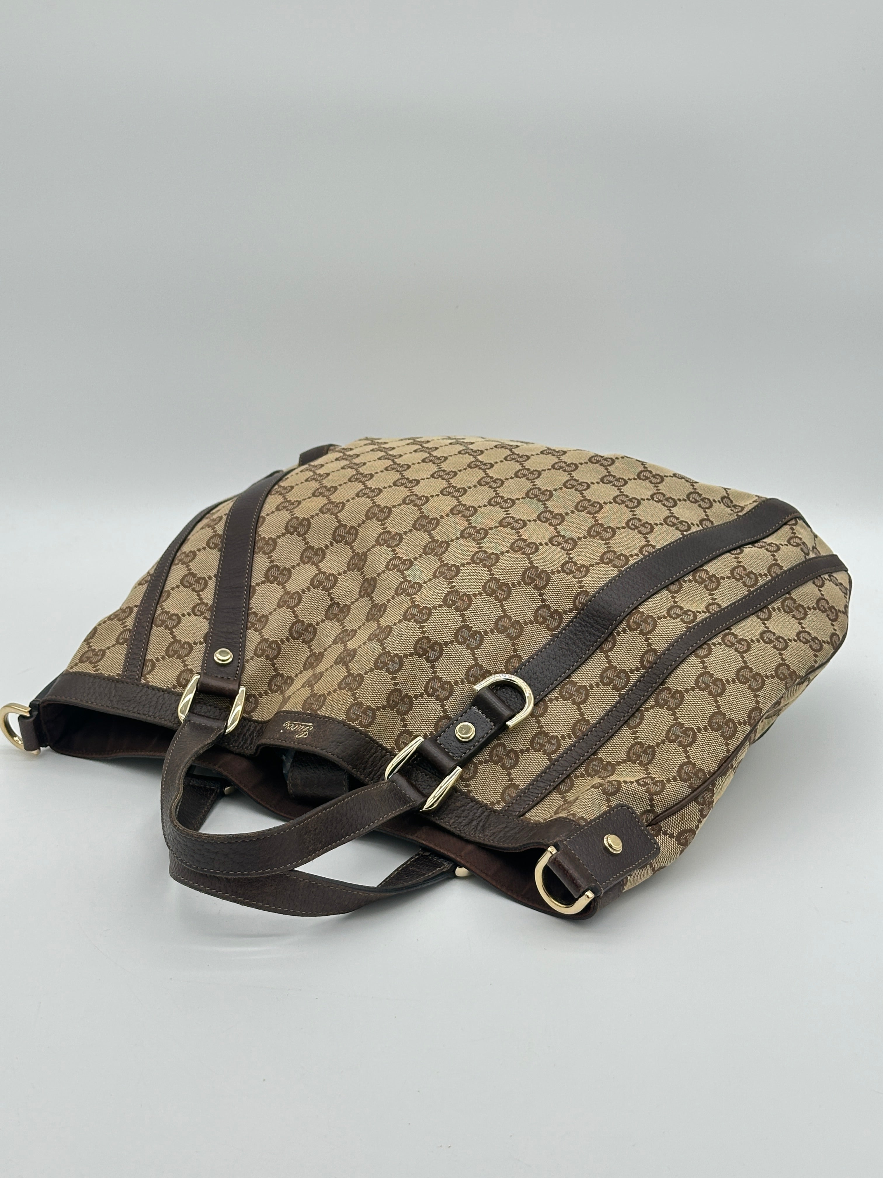 Gucci Medium Abbey Tote Bag