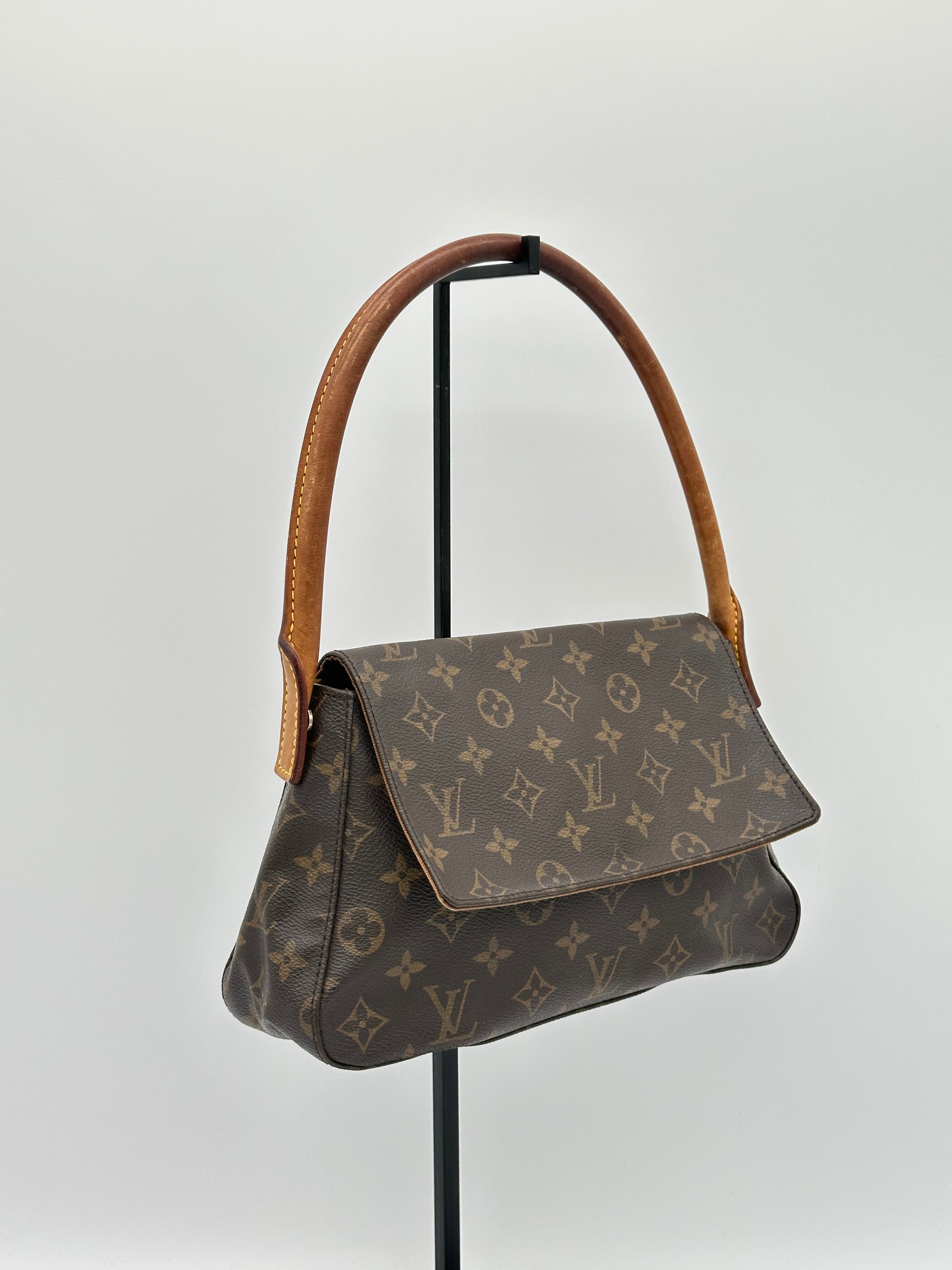 Louis Vuitton Mini Looping