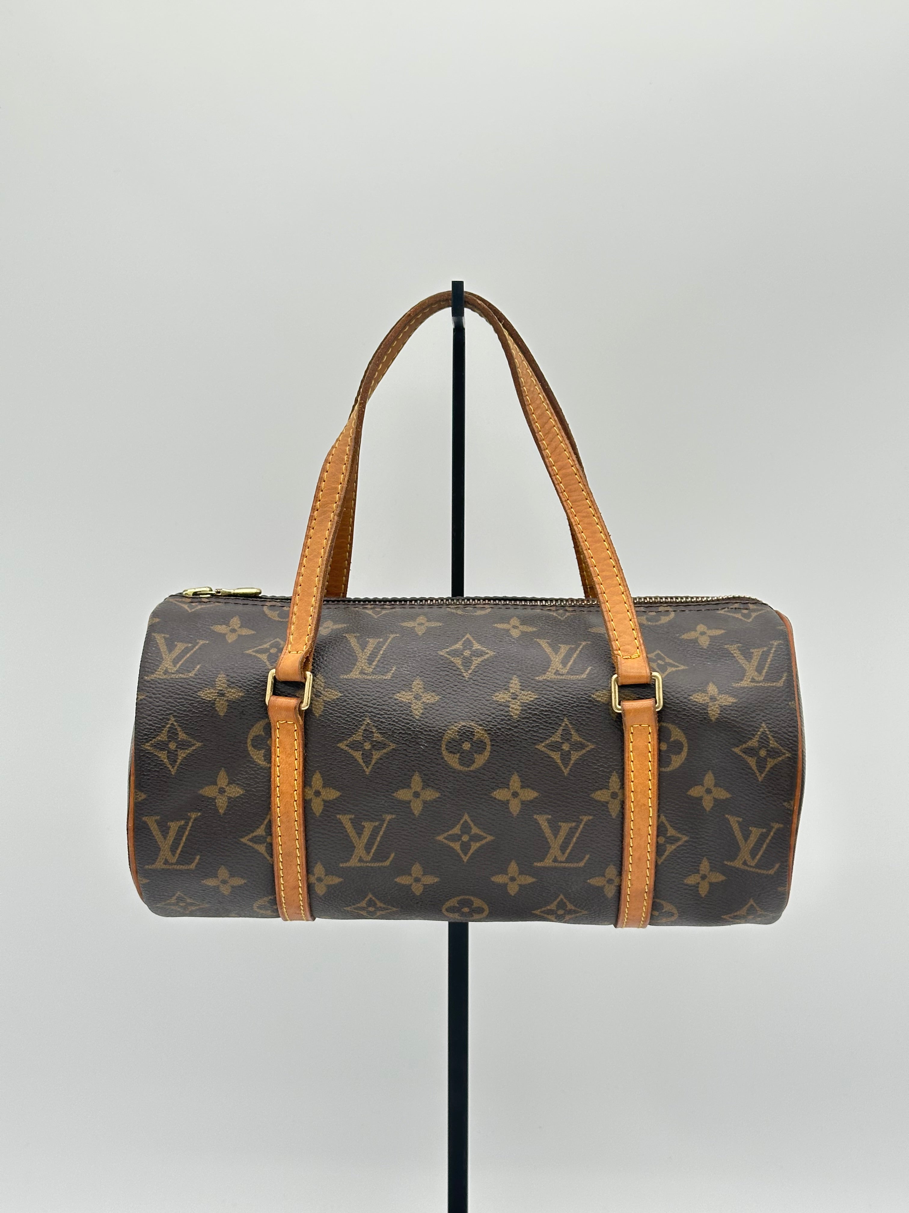 Louis Vuitton Papillon 26