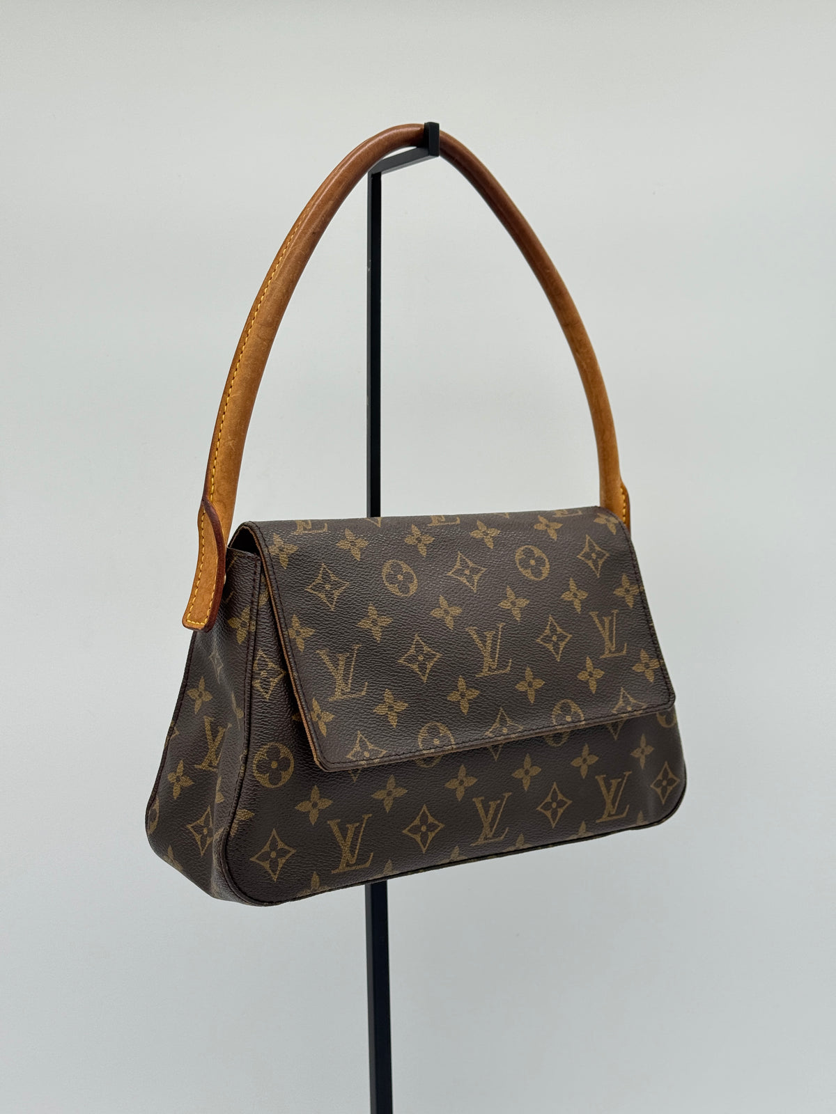 Louis Vuitton Mini Looping